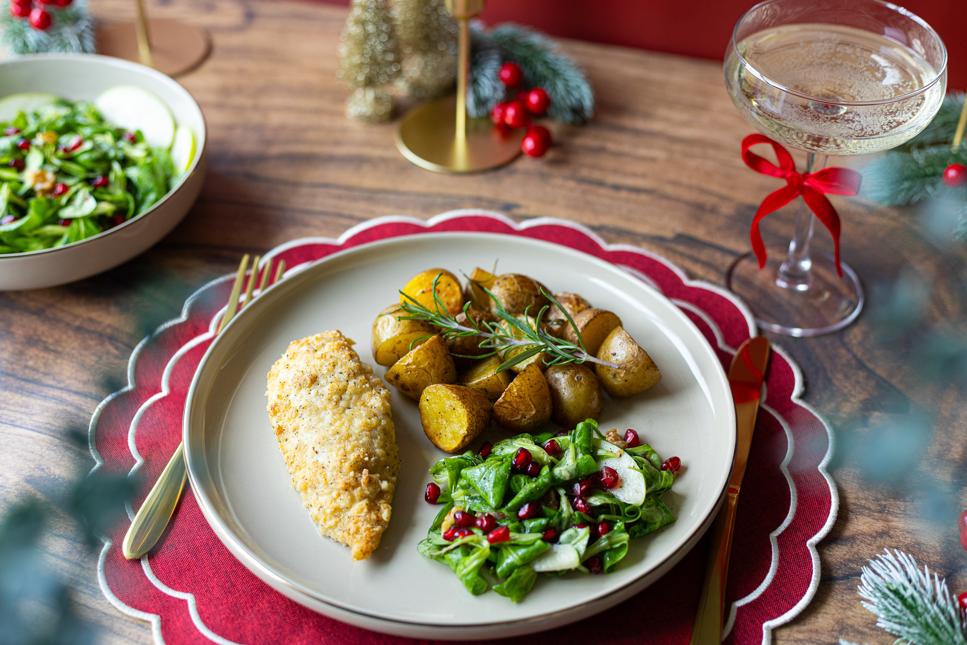 Weihnachtsmenü für Tegut: Parmesan-Hähnchen mit winterlichem Salat © Evelyn Klein