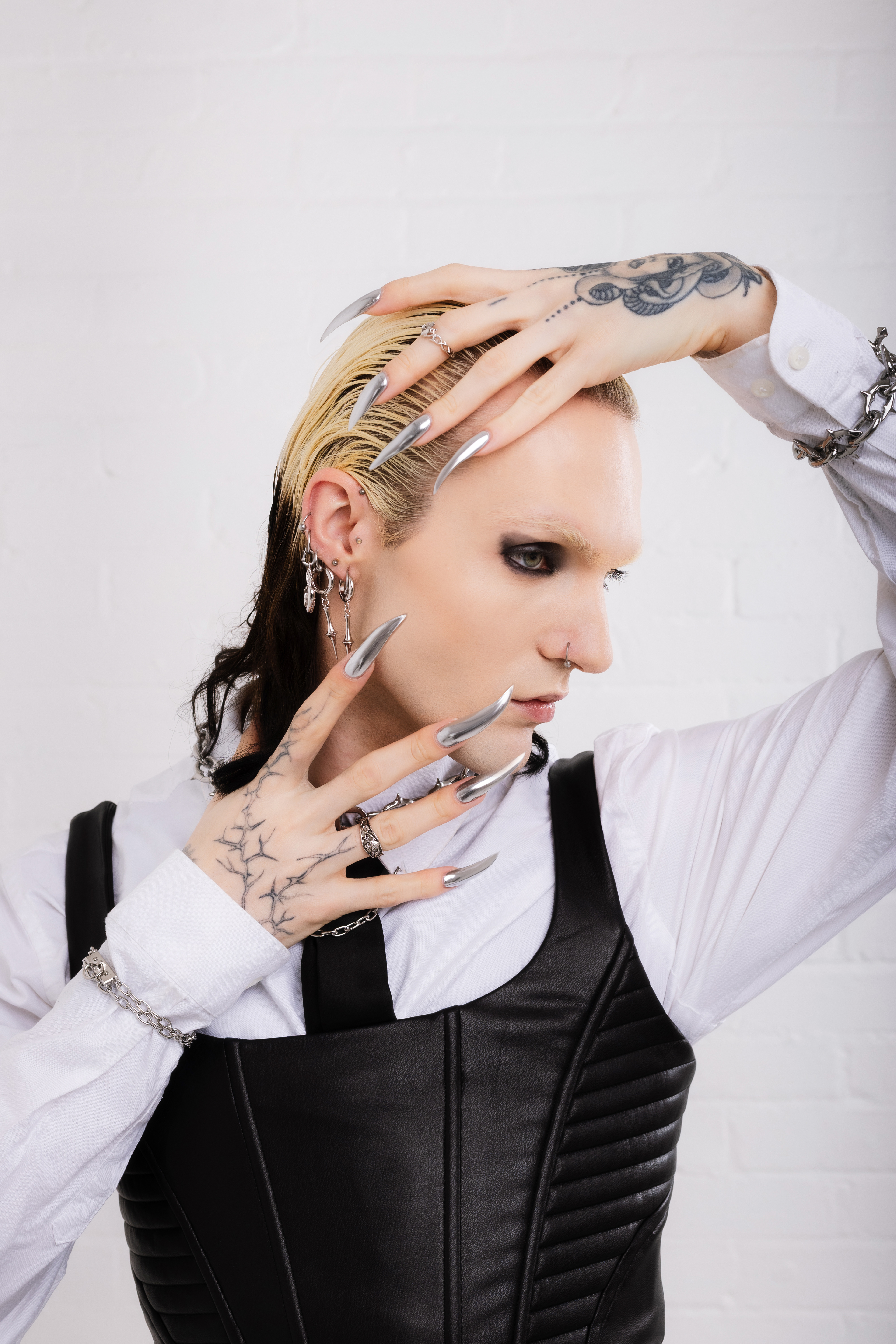 Callum Smith with Ask & Embla