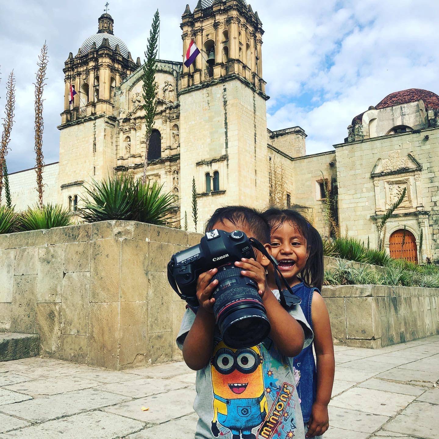 Kico and Lili having fun with Juan Escobedo's camera.