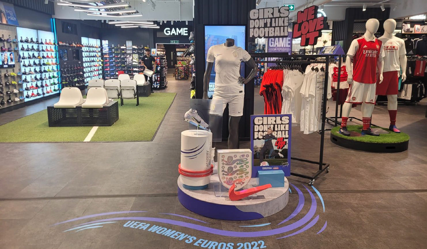 Nike | Womens Euro's | Floor vinyls and in-store graphics | Artwork