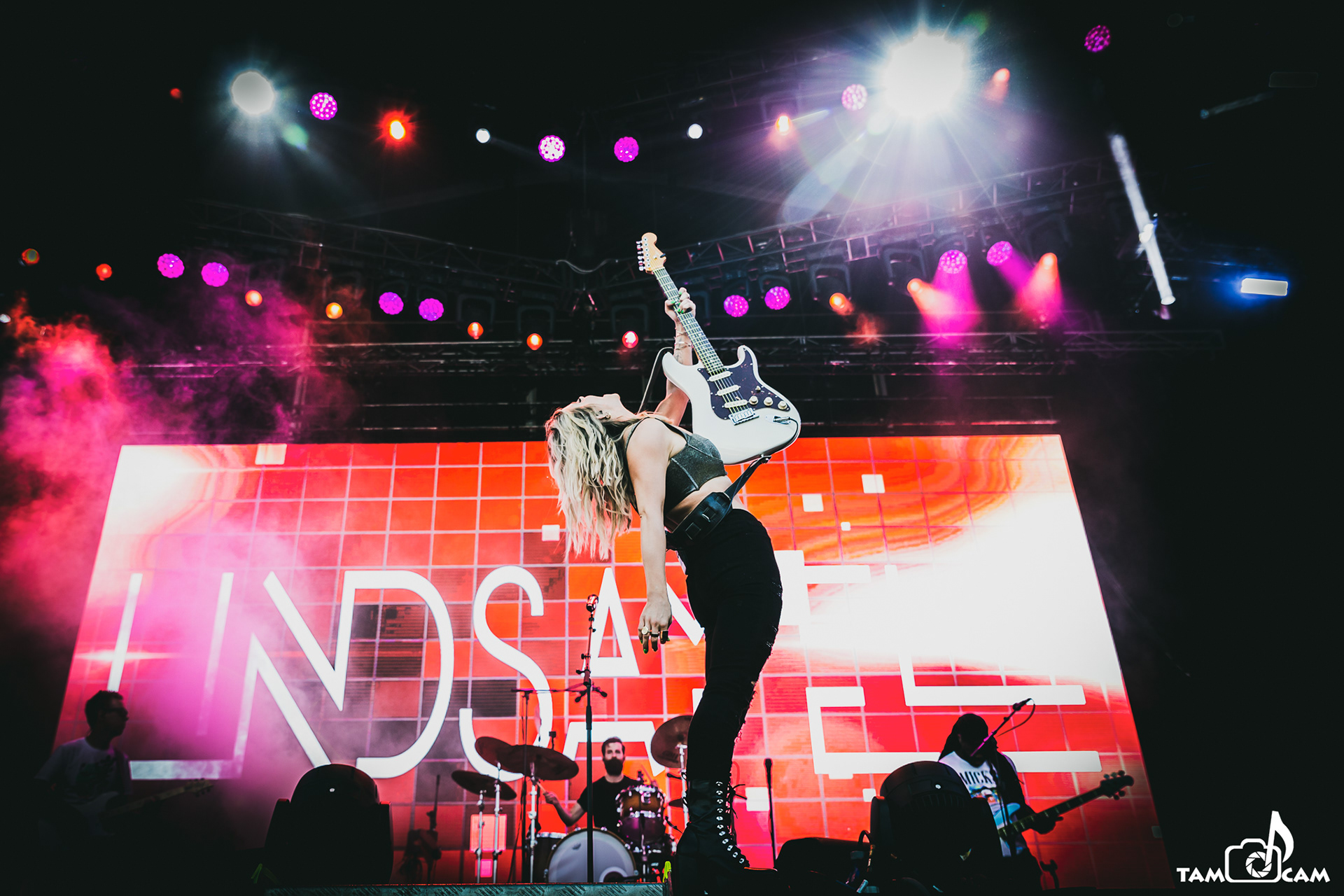 Lindsay Ell