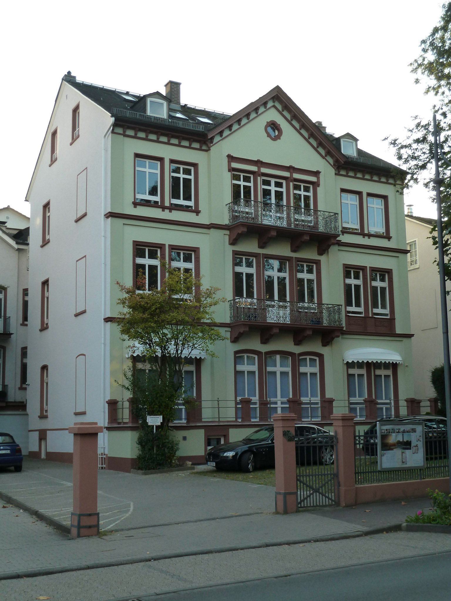 2011