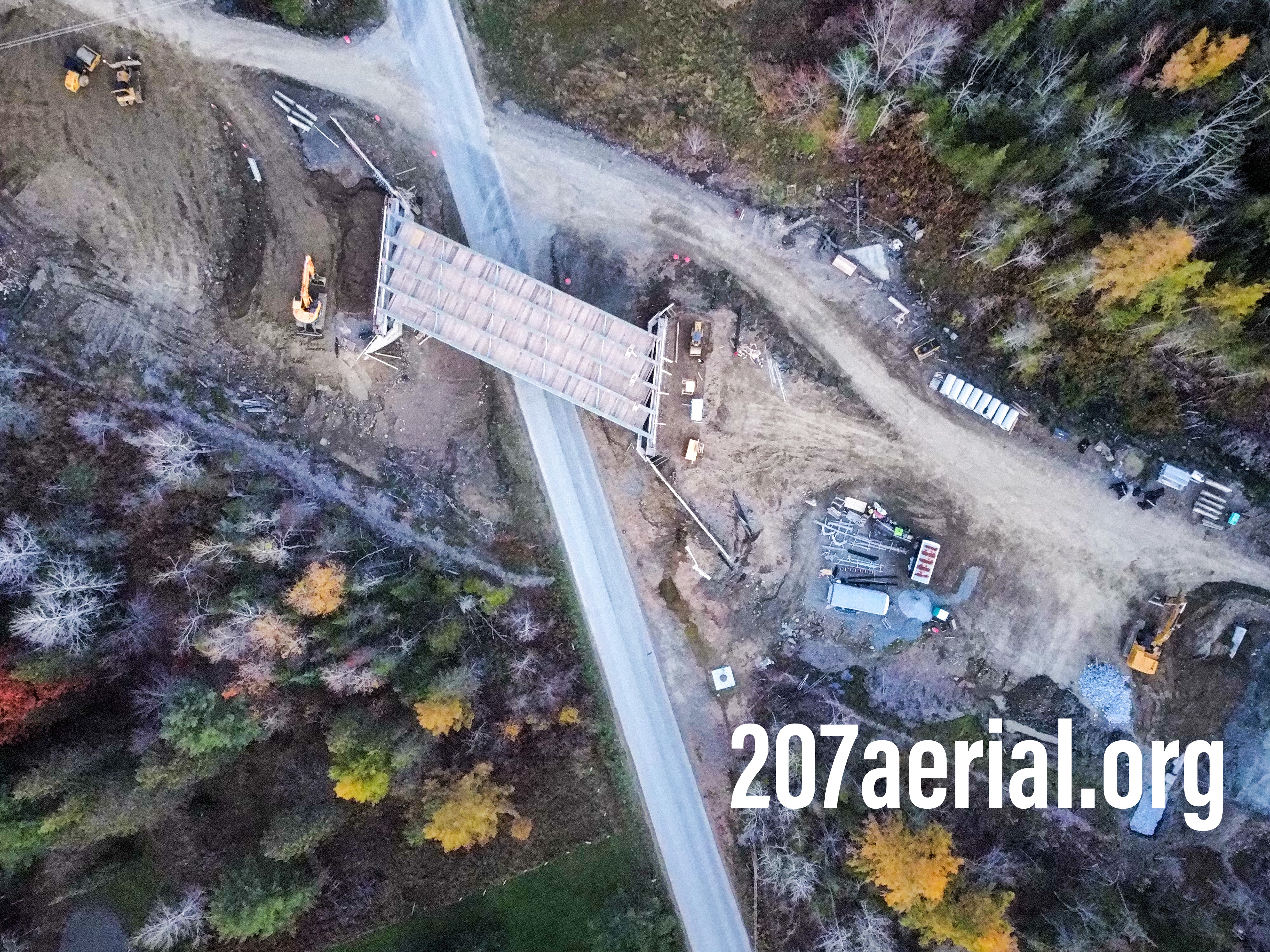 On 10/25/2022, as part of the I-395 Route 9 Connector Project in Brewer, Maine, the steelwork for the Lambert Road Bridge has been installed.