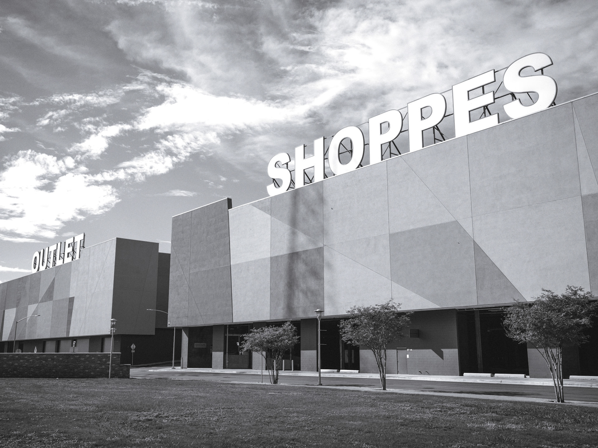 Outlets  and Duty Free shops are littered across US border towns