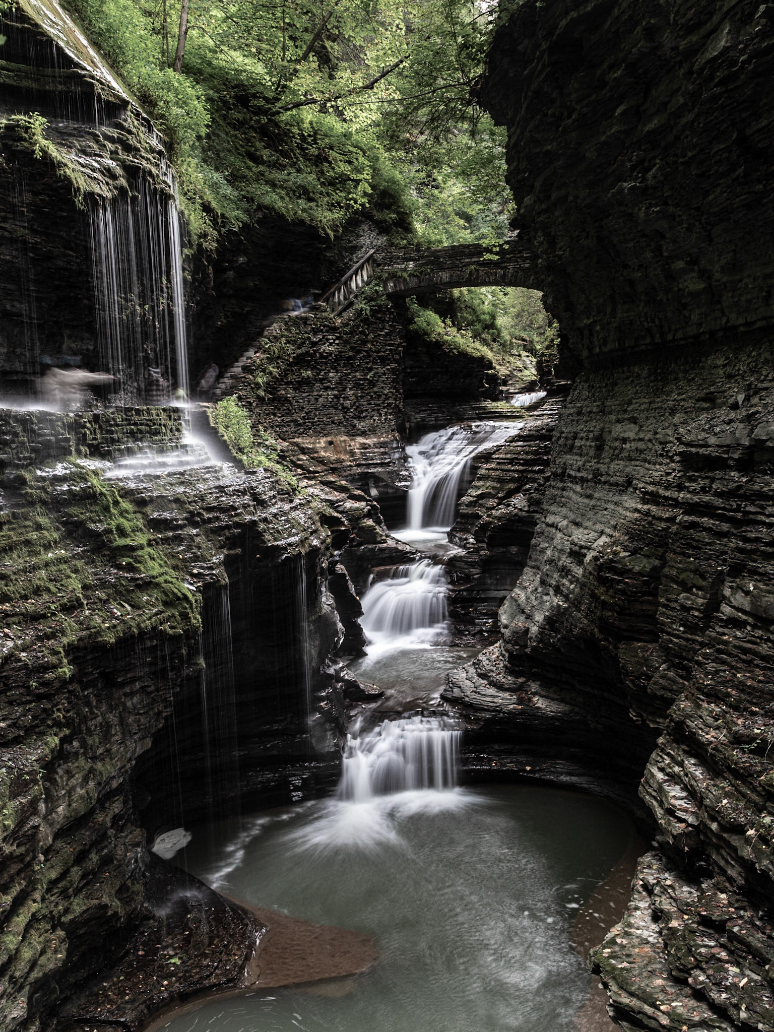 Gorge Splendor