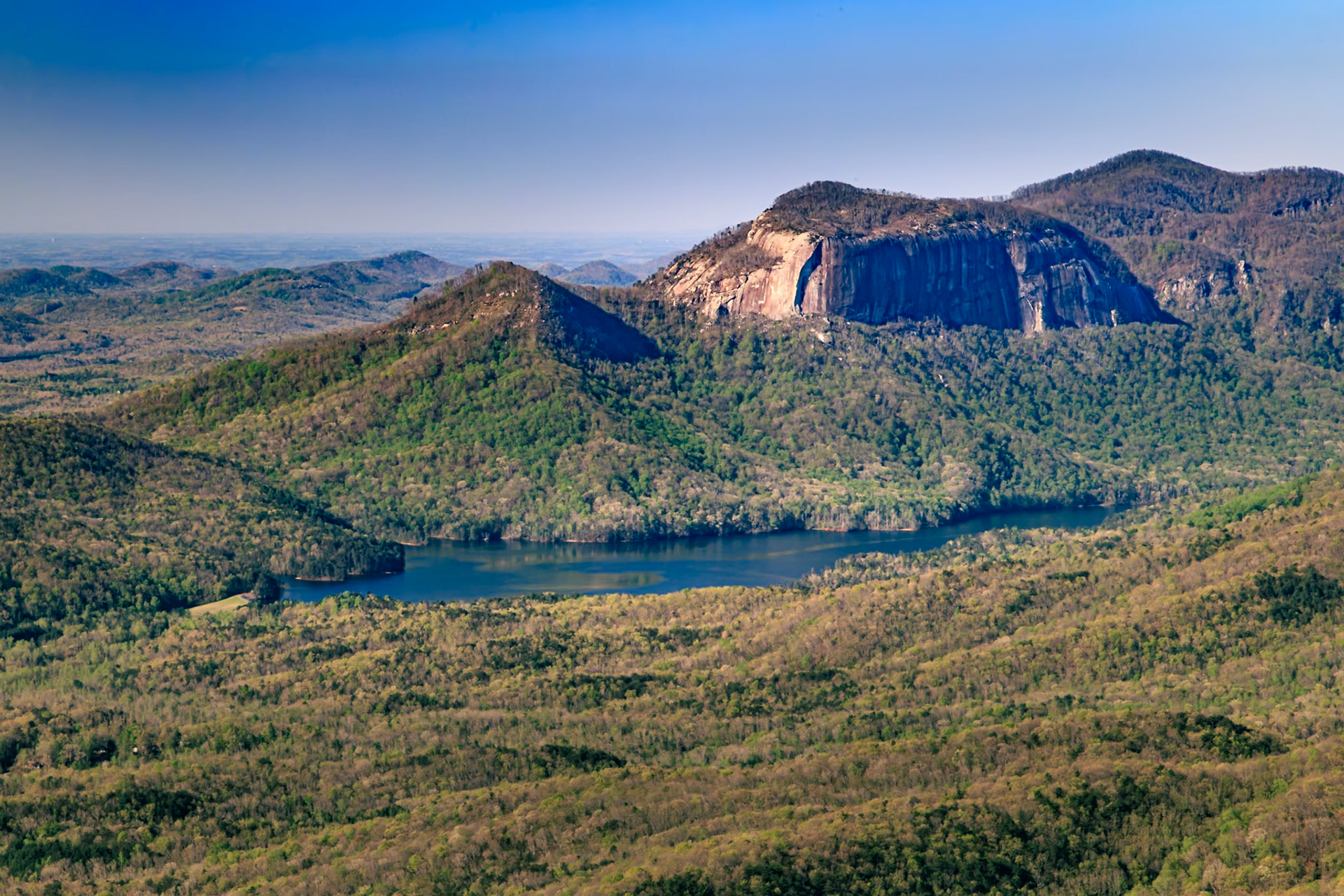 Table Rock and reservoirfrom Caesars Head 3891