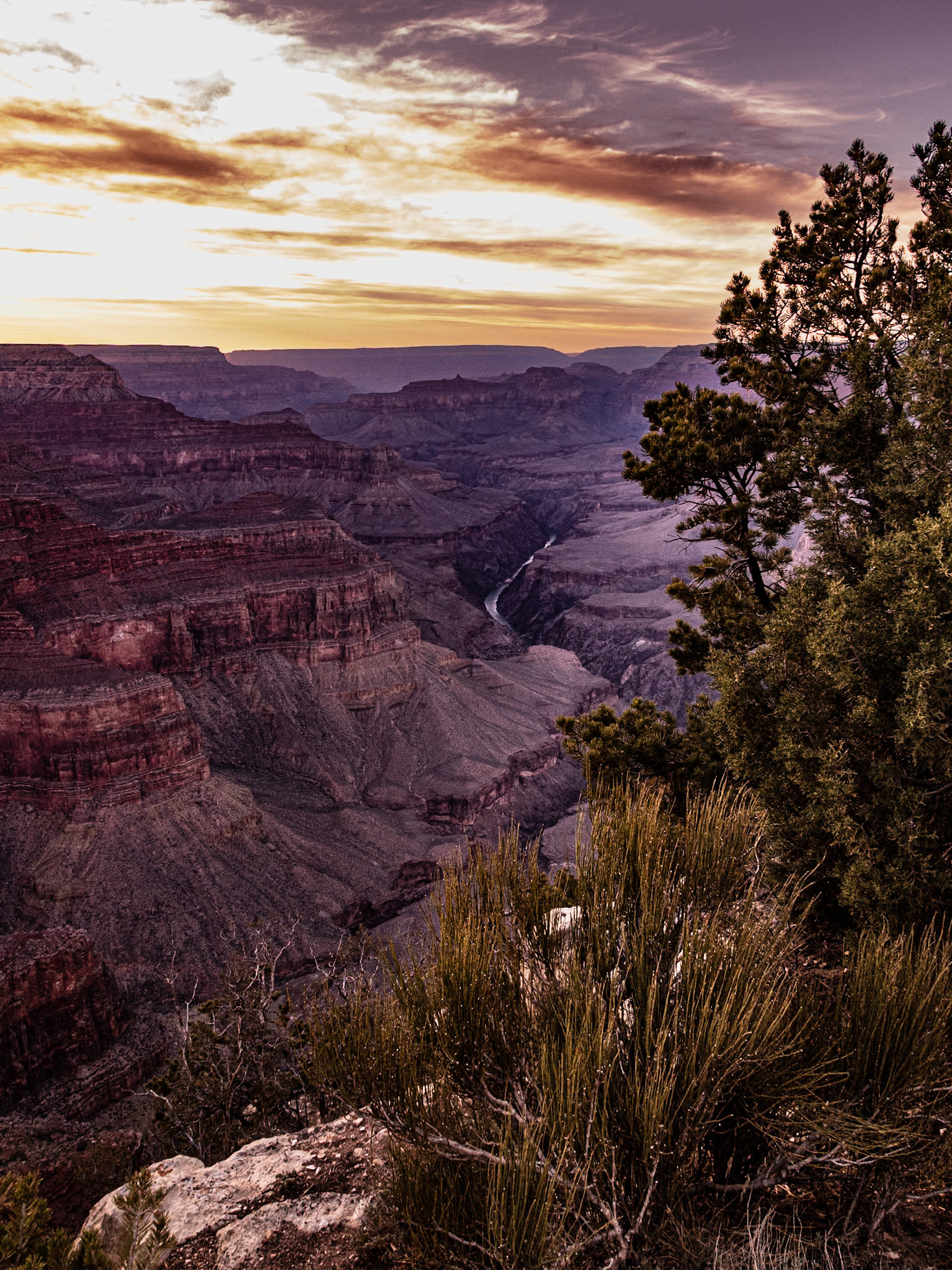 Dusk arrives over the Colorado at Pima Point