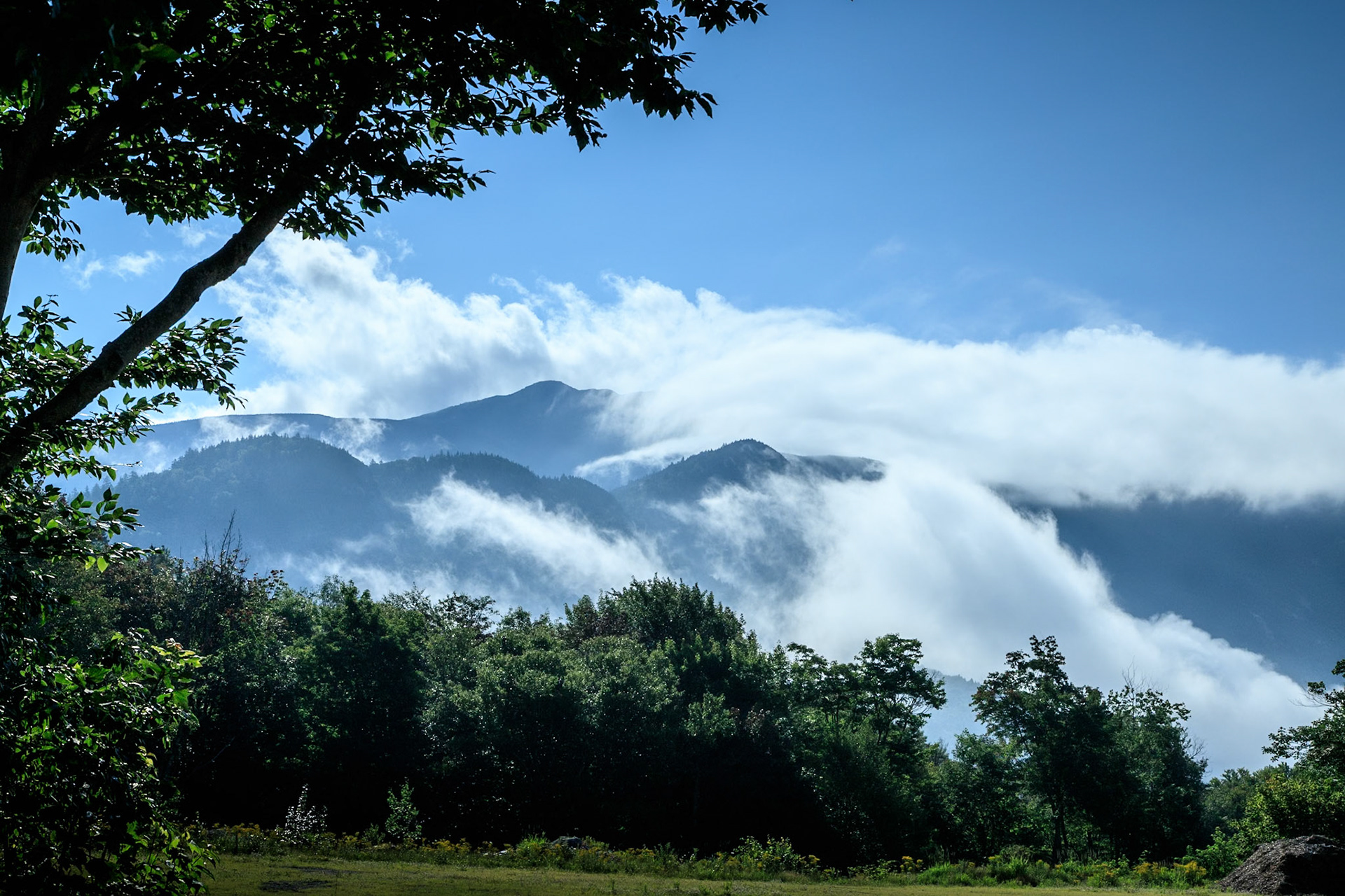 Clouds passing over the White Mountains