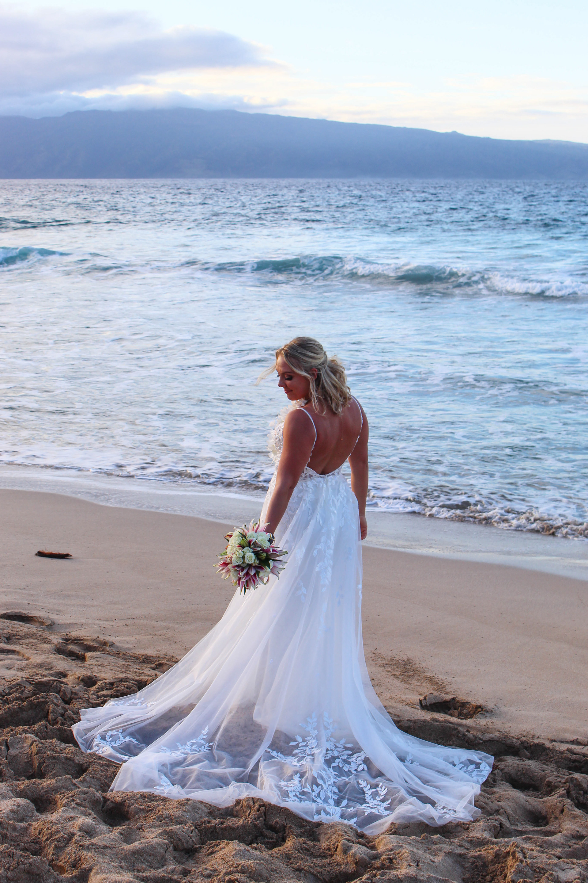 Hawaii beach wedding