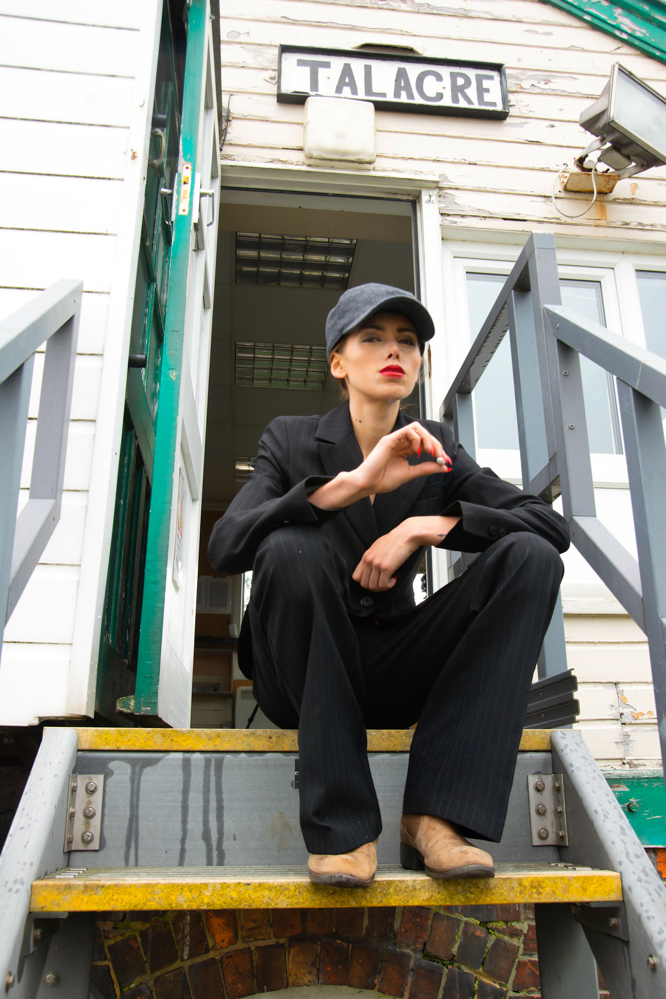 08.00 hours. Controller