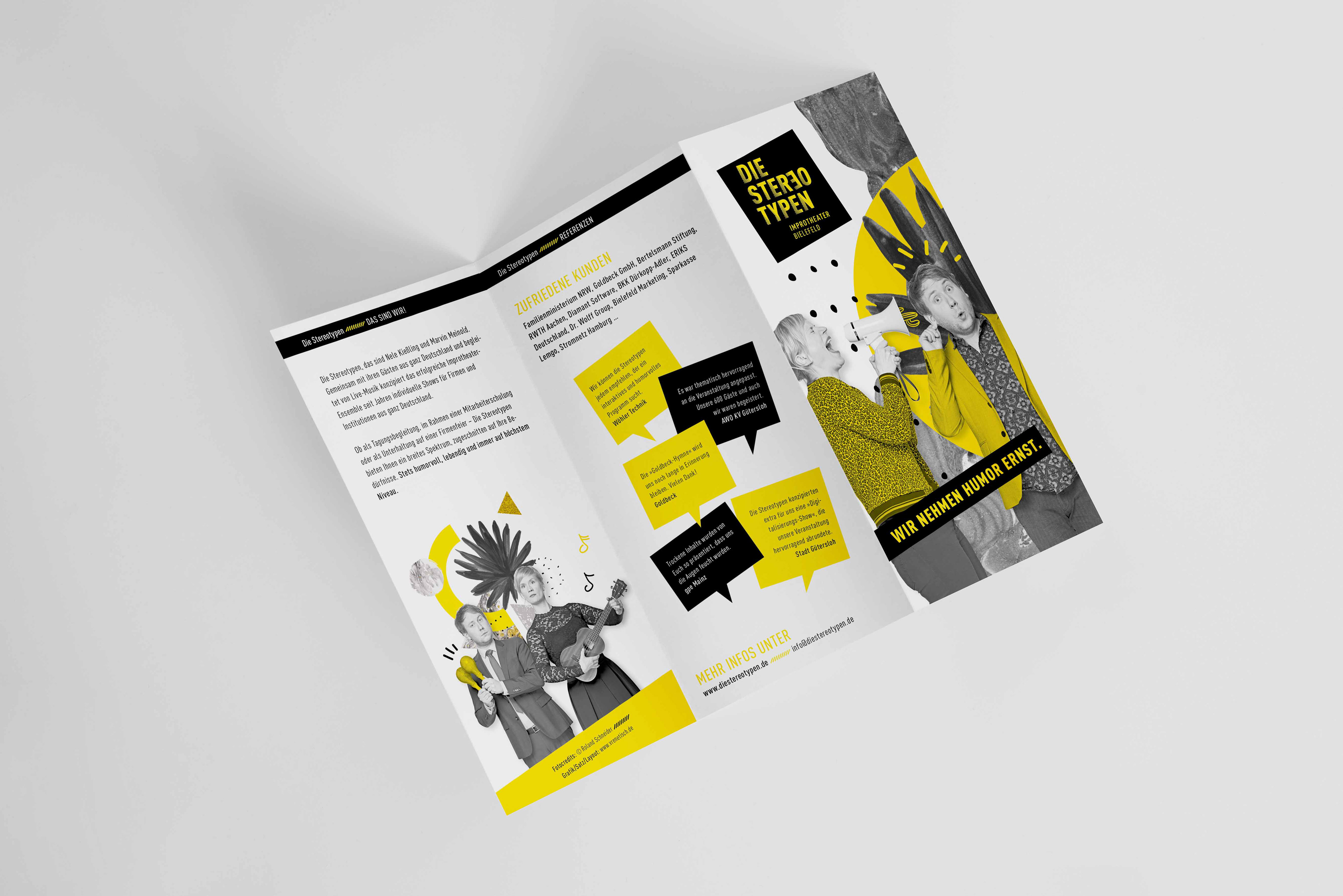 DIN lang Faltflyer – Die Stereotypen (Titel)