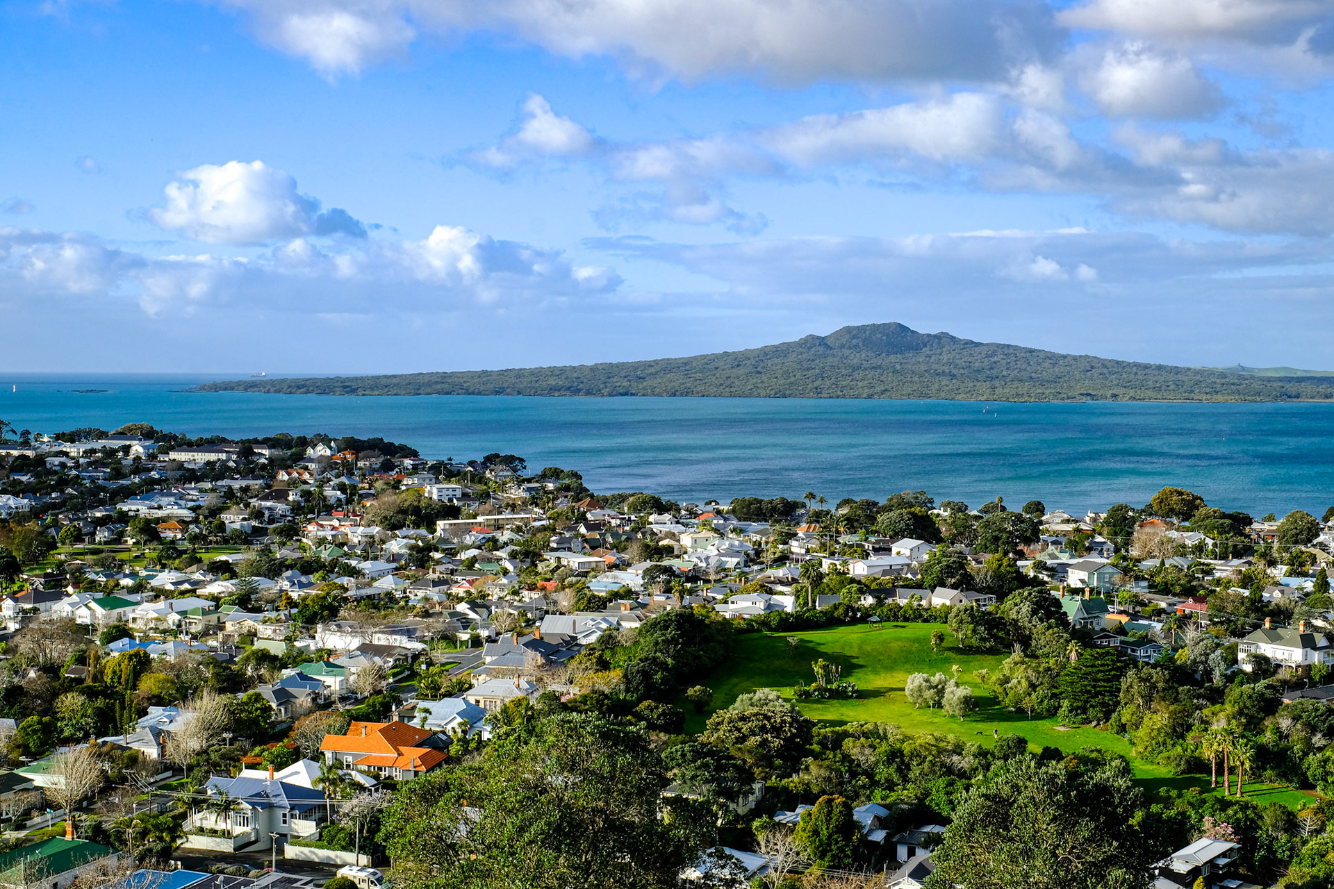 Taken from Mt Victoria in Devonport.