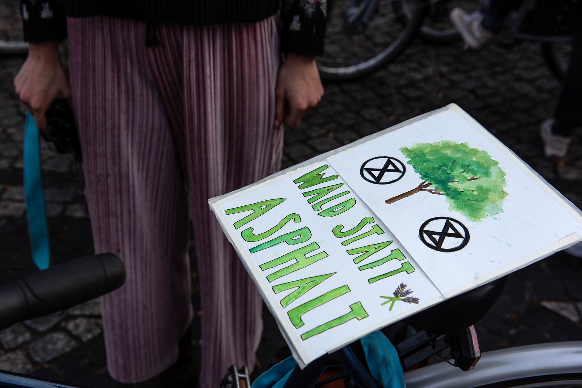 Bike protest "Danni bleibt"