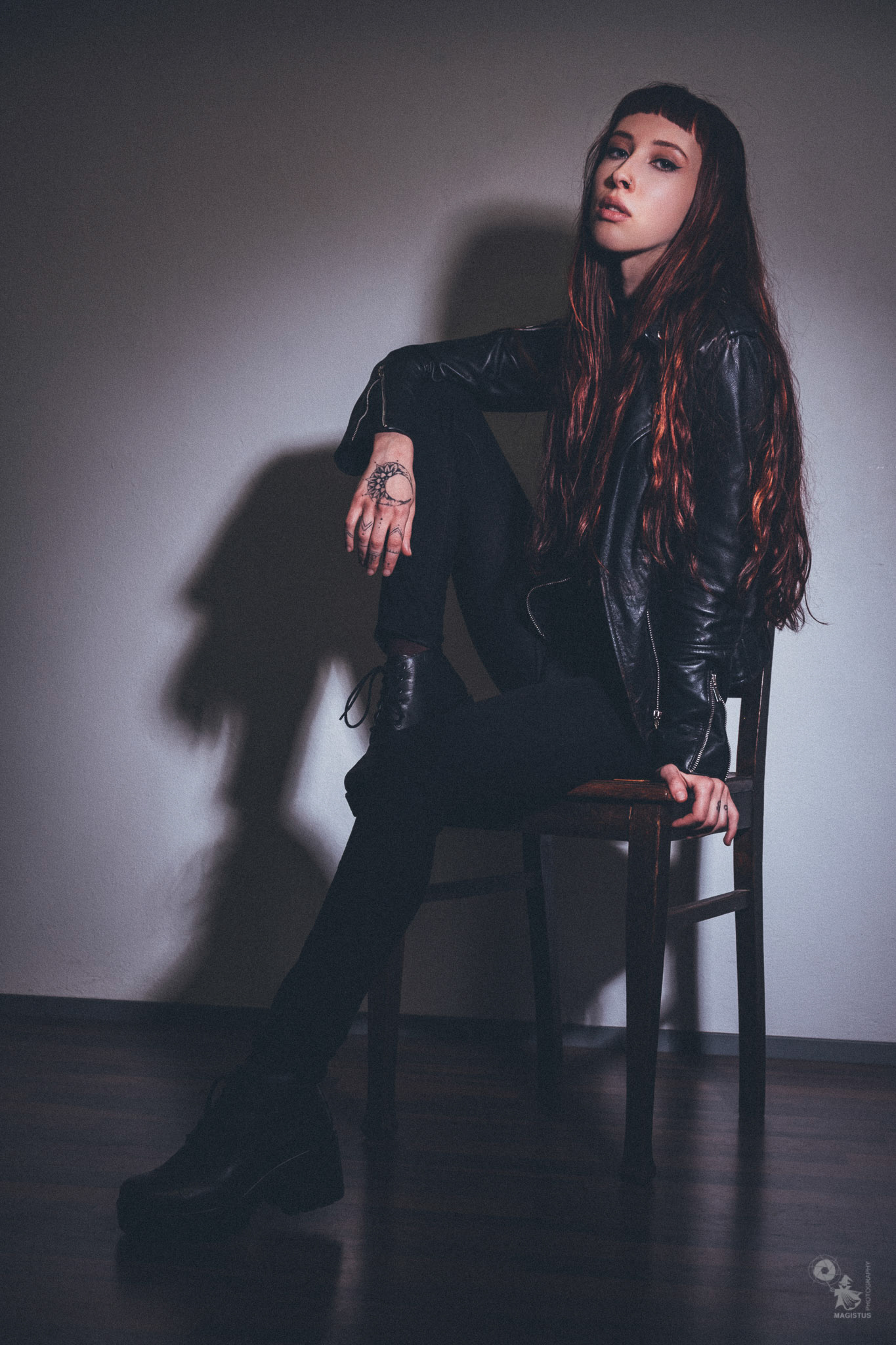 Dark Portrait | MAGISTUS|PHOTOGRAPHY | www.magistus.de

Heute starte ich mit vier Bildern aus einem super coolen Shoot in die neue Woche.

#portrait #fashion #gothic #fotograf #darmstadt #beaufty