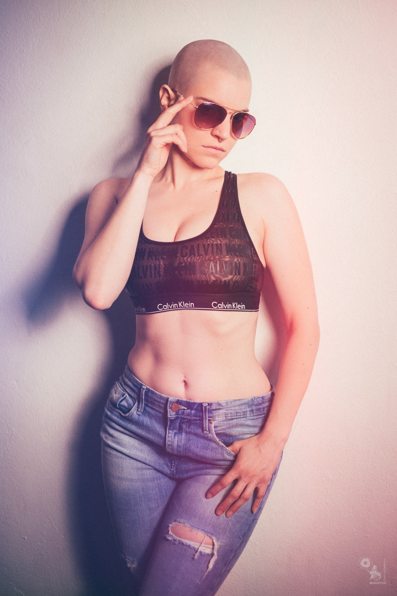 Sunglasses | magistus.photography | www.magistus.de

Zwei Bilder: https://magistus.photography/sunglasses

#portrait #Jeans #bellybutton #boobs #sexy #photoshoot #model #magistus #photography #darmstadt