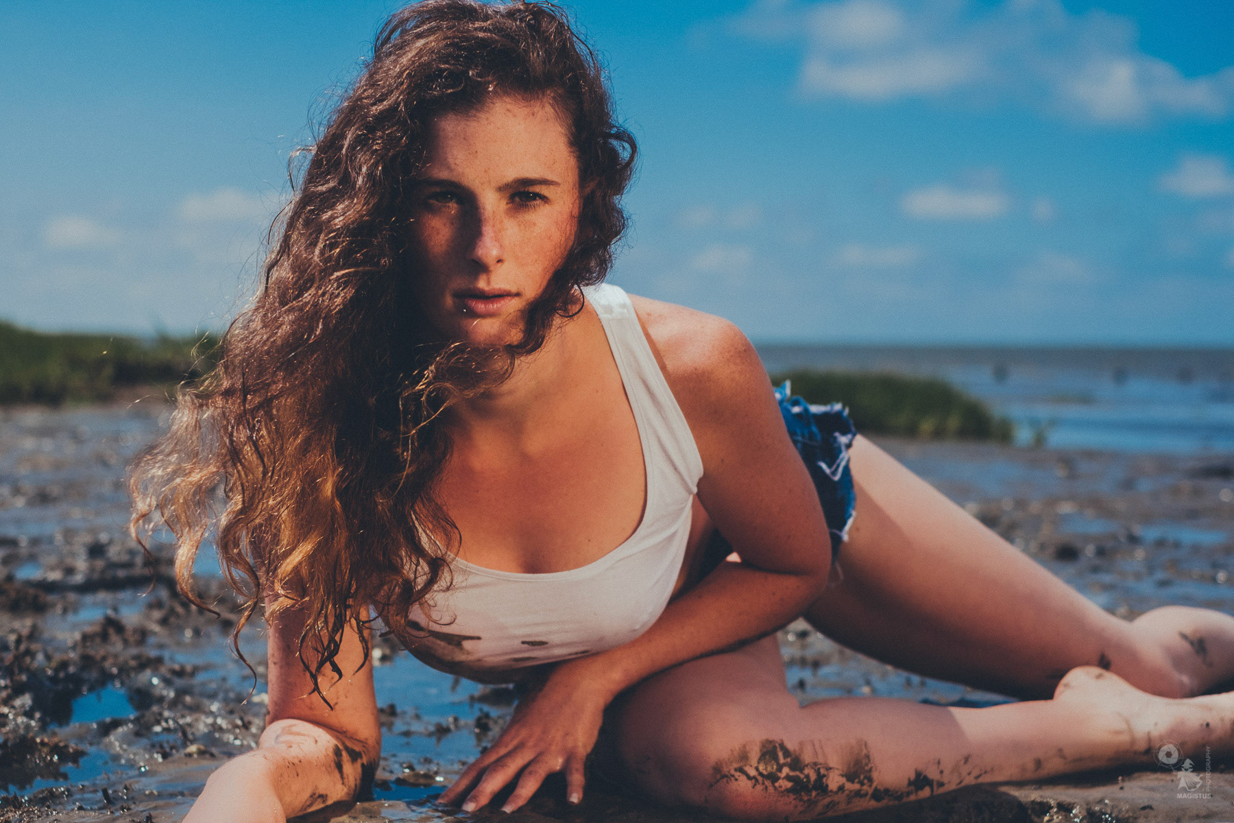 Low Tide | MAGISTUS|PHOTOGRAPHY | https://fb.com/MagistusFoto 

Ein weitere Bild aus diesem Set im Blog: http://wp.me/p6Nvb-4WG