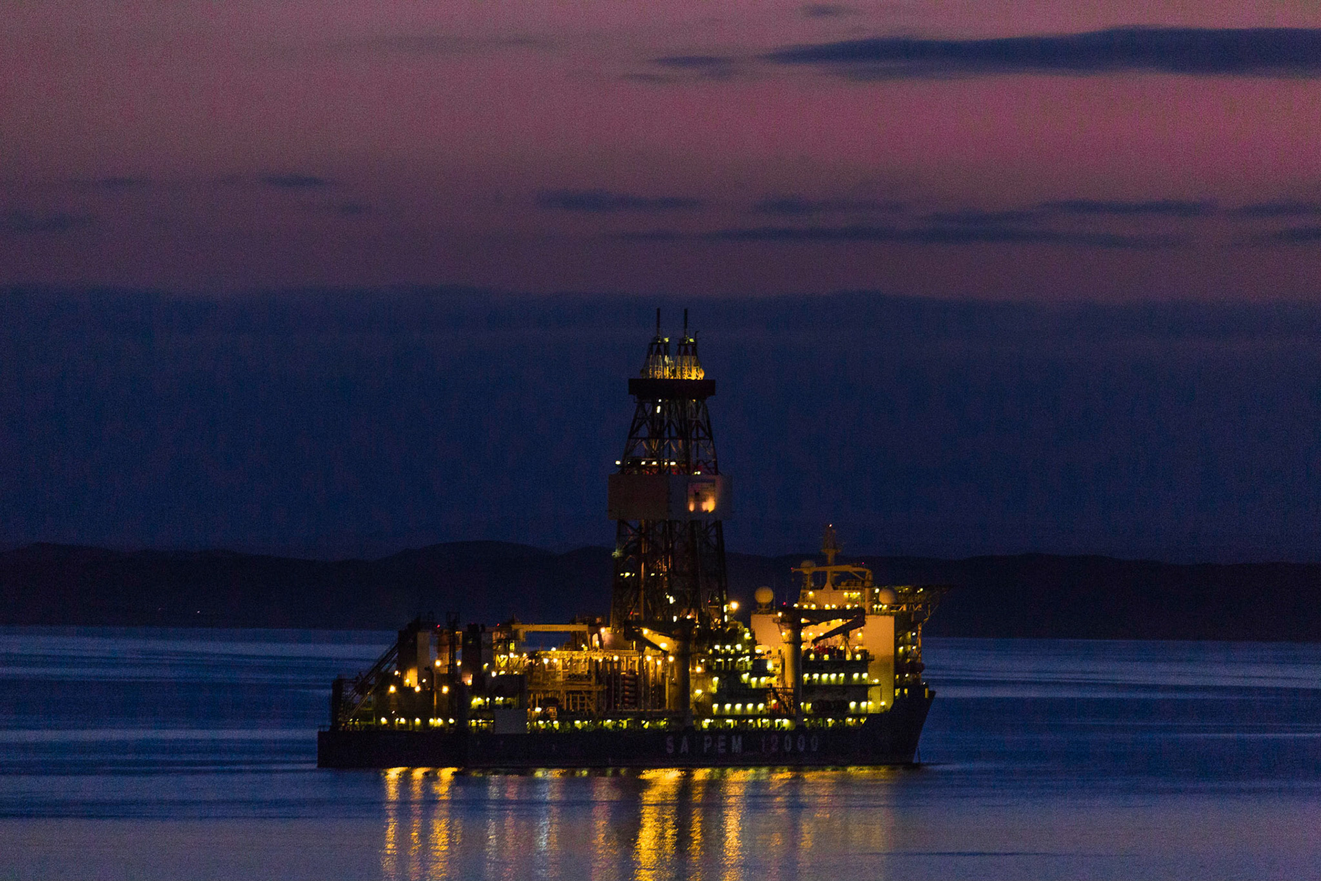 Drill Ship Siapem 3000 `