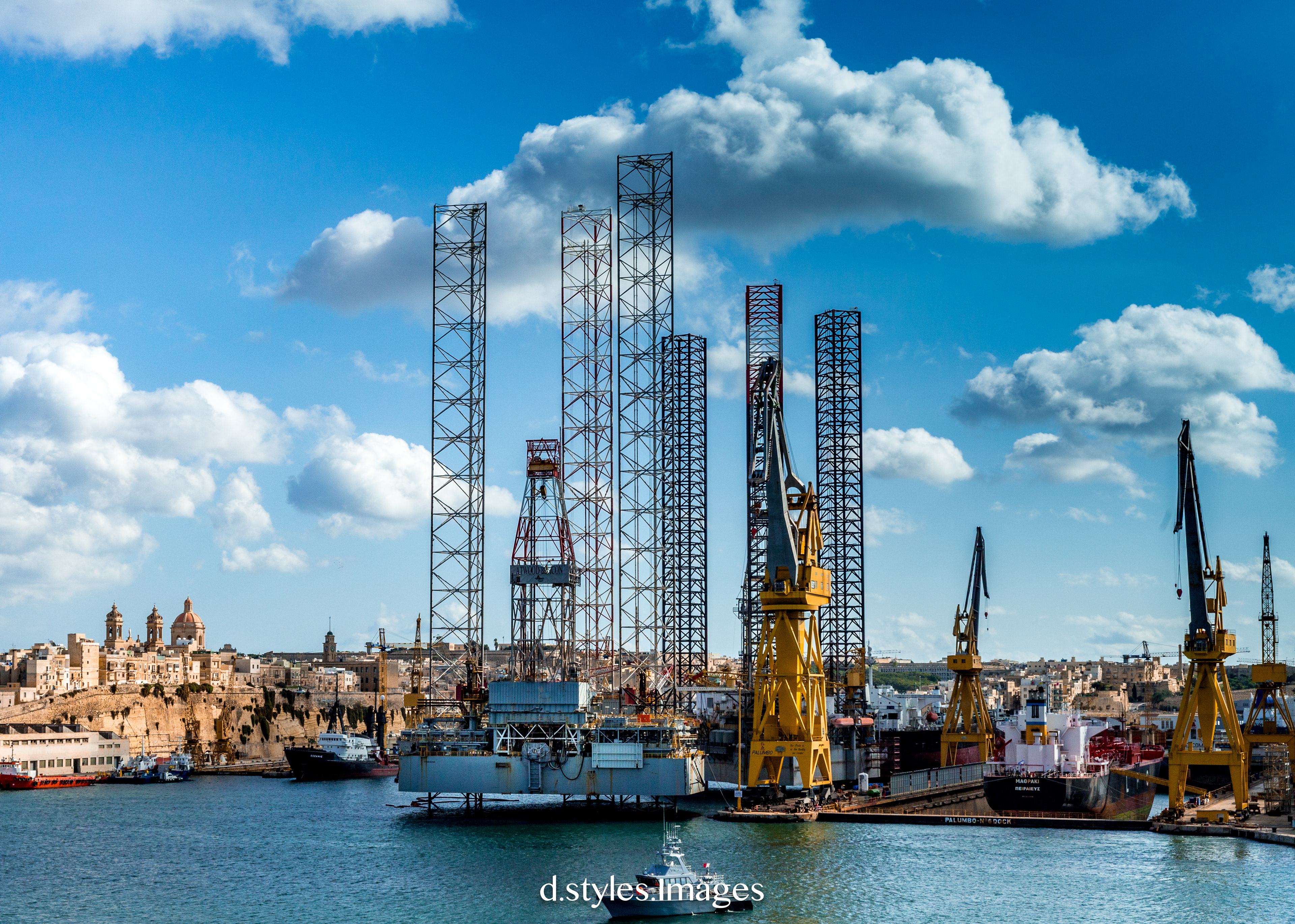 Jack Ups Laid Up in Malta