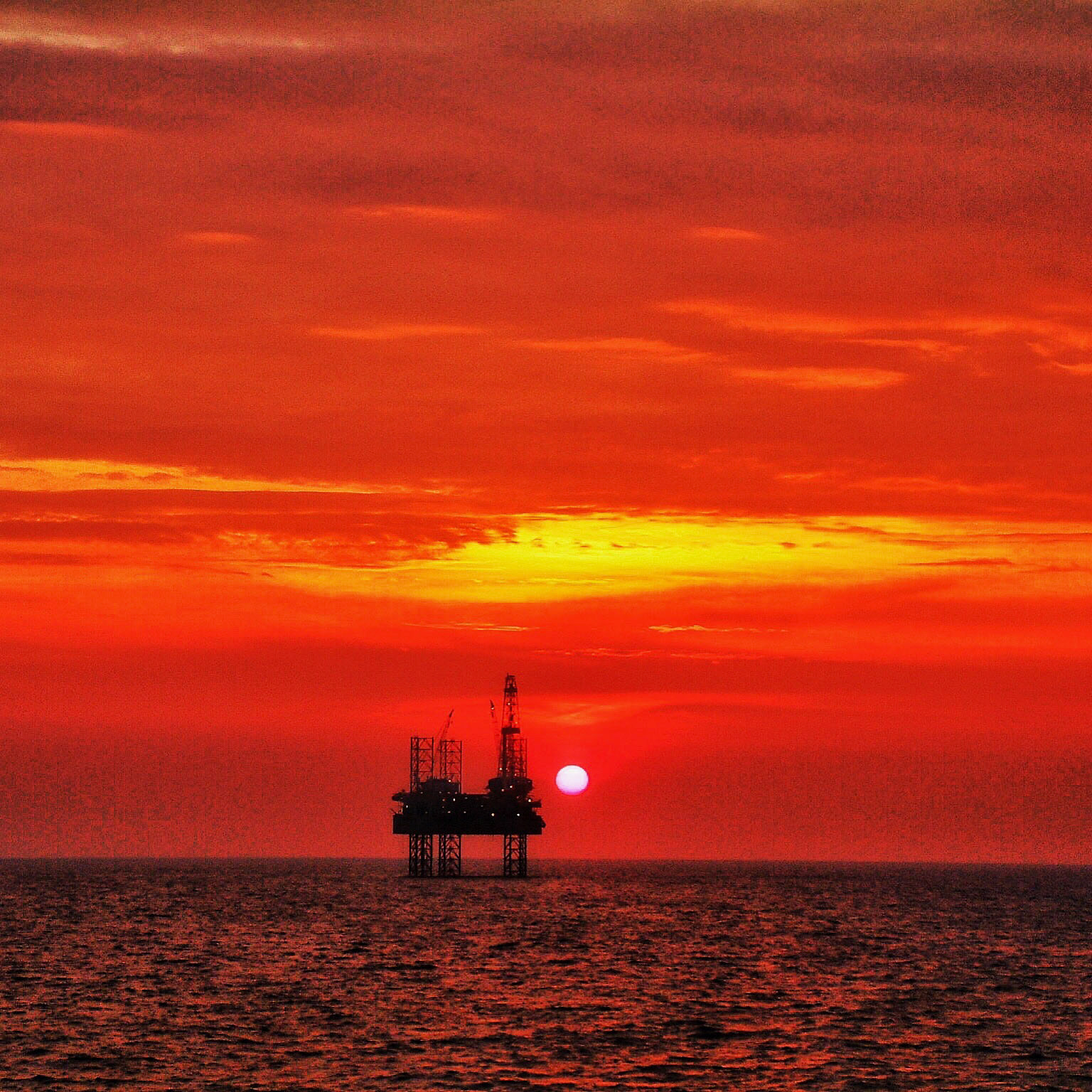 Jackup at sunset