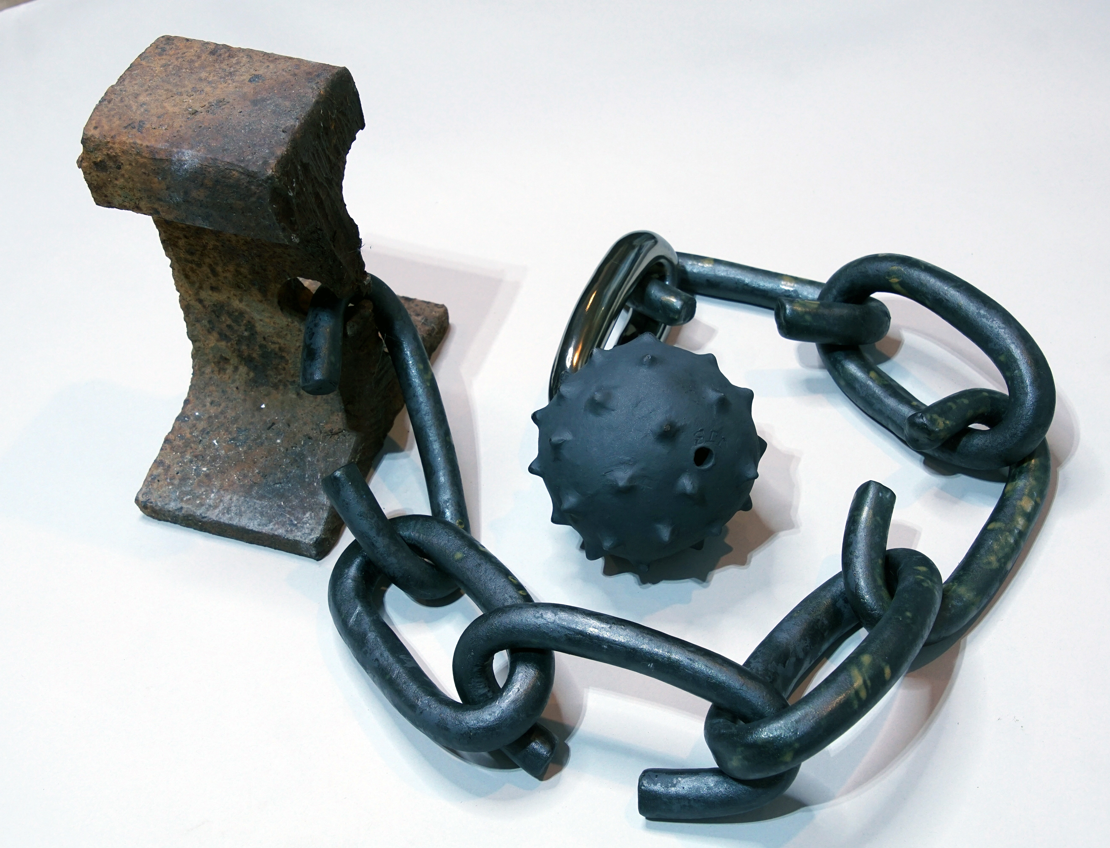 Ye Olde Ball and Chain Too