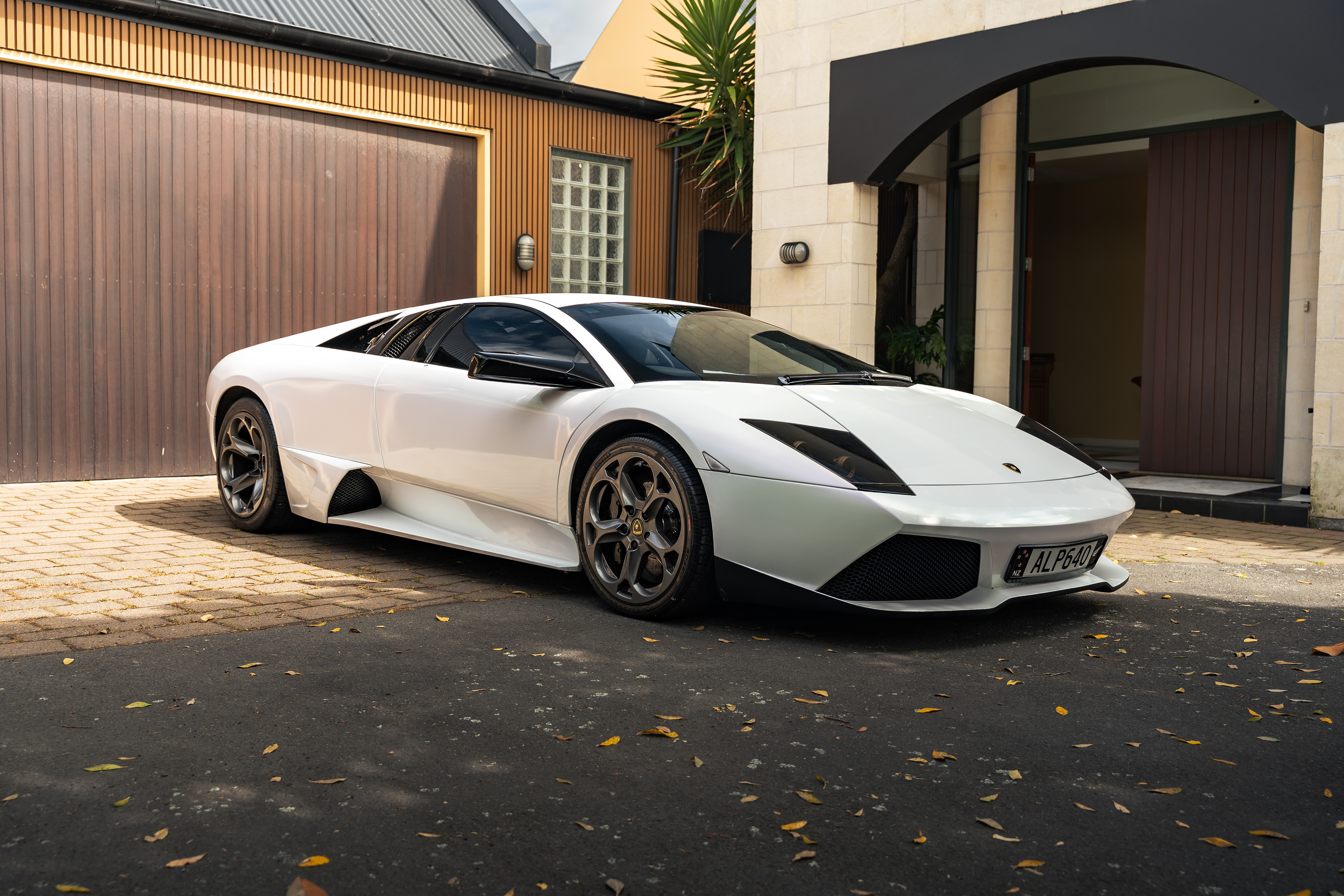 Collecting Cars https://collectingcars.com