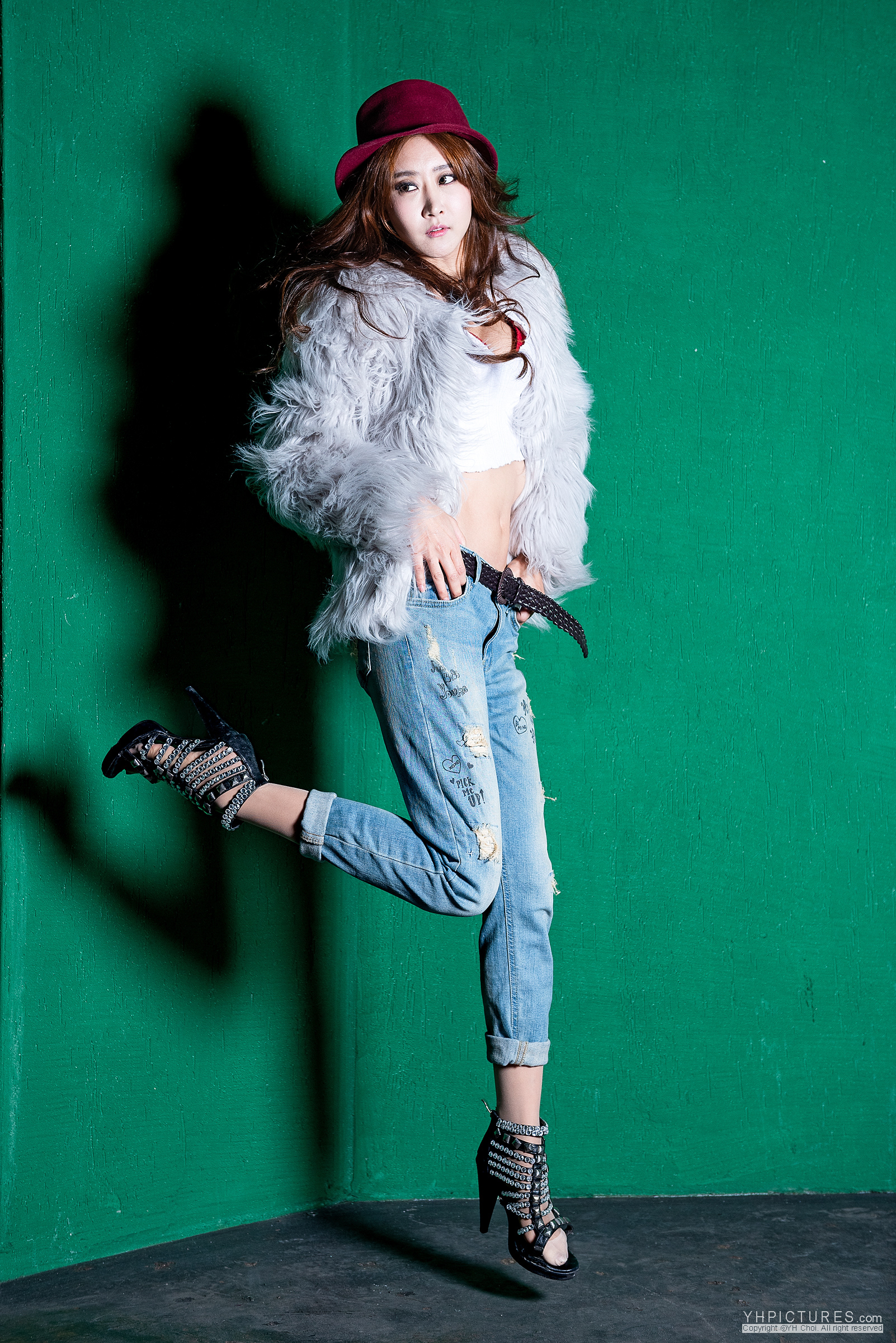 PHS01YU218460_01HC │ D810 │ B1