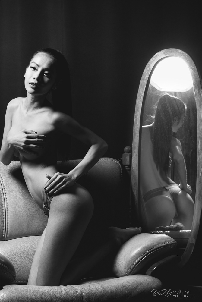 Mint02YT270057 │ D810 │ B1