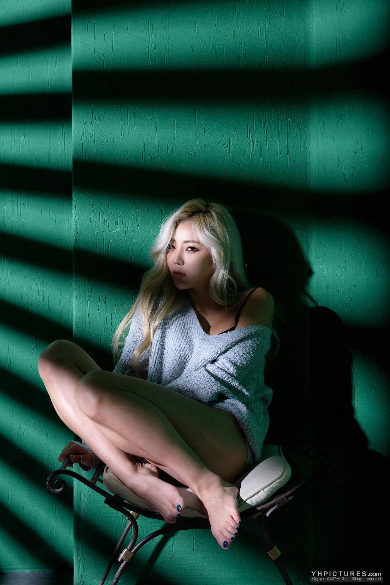 LBY02YU243218_09HI │ D810 │ B1