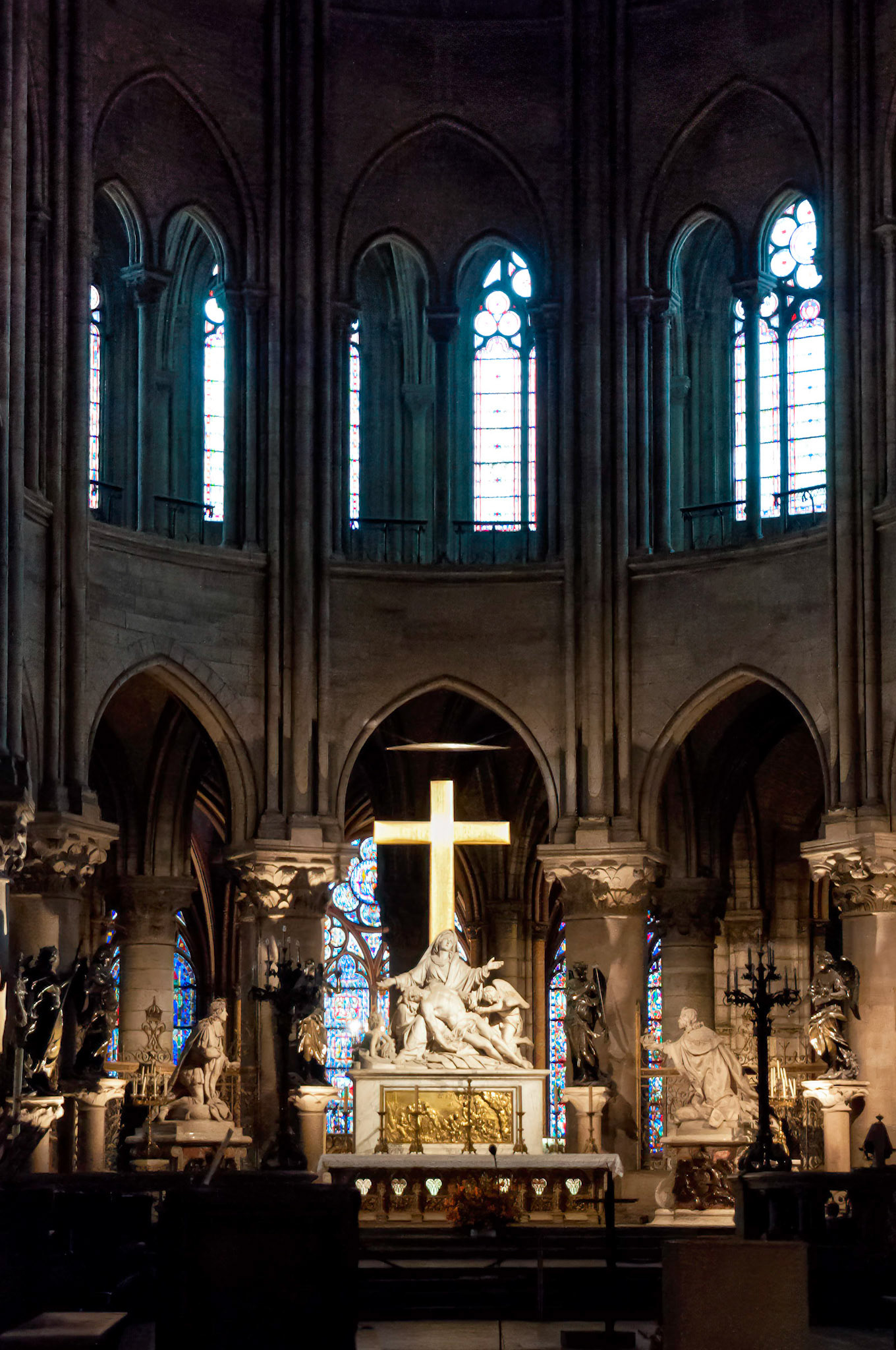 Notre Dame Altar