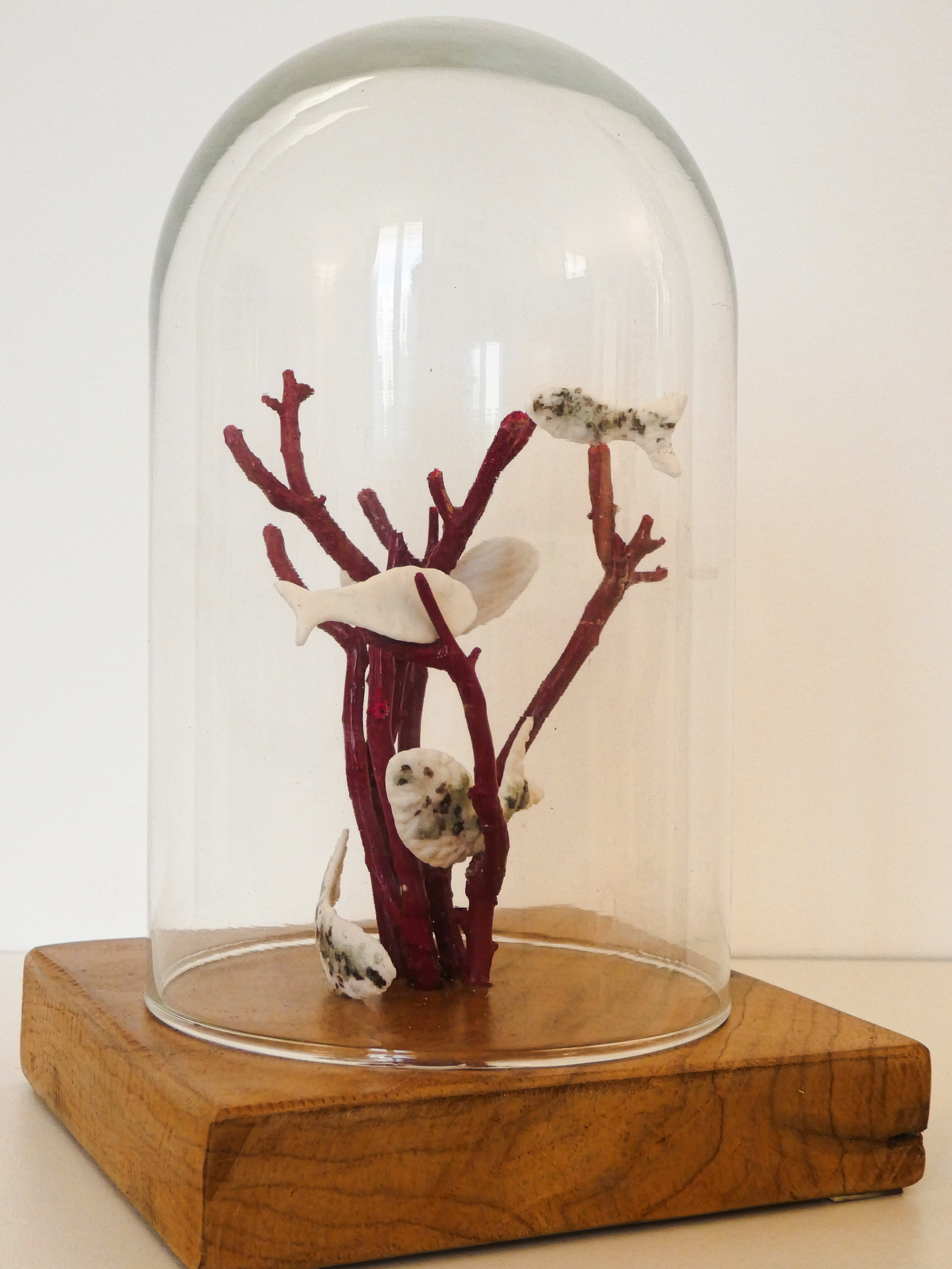 Sculpture sous cloche 'La récré' 200€