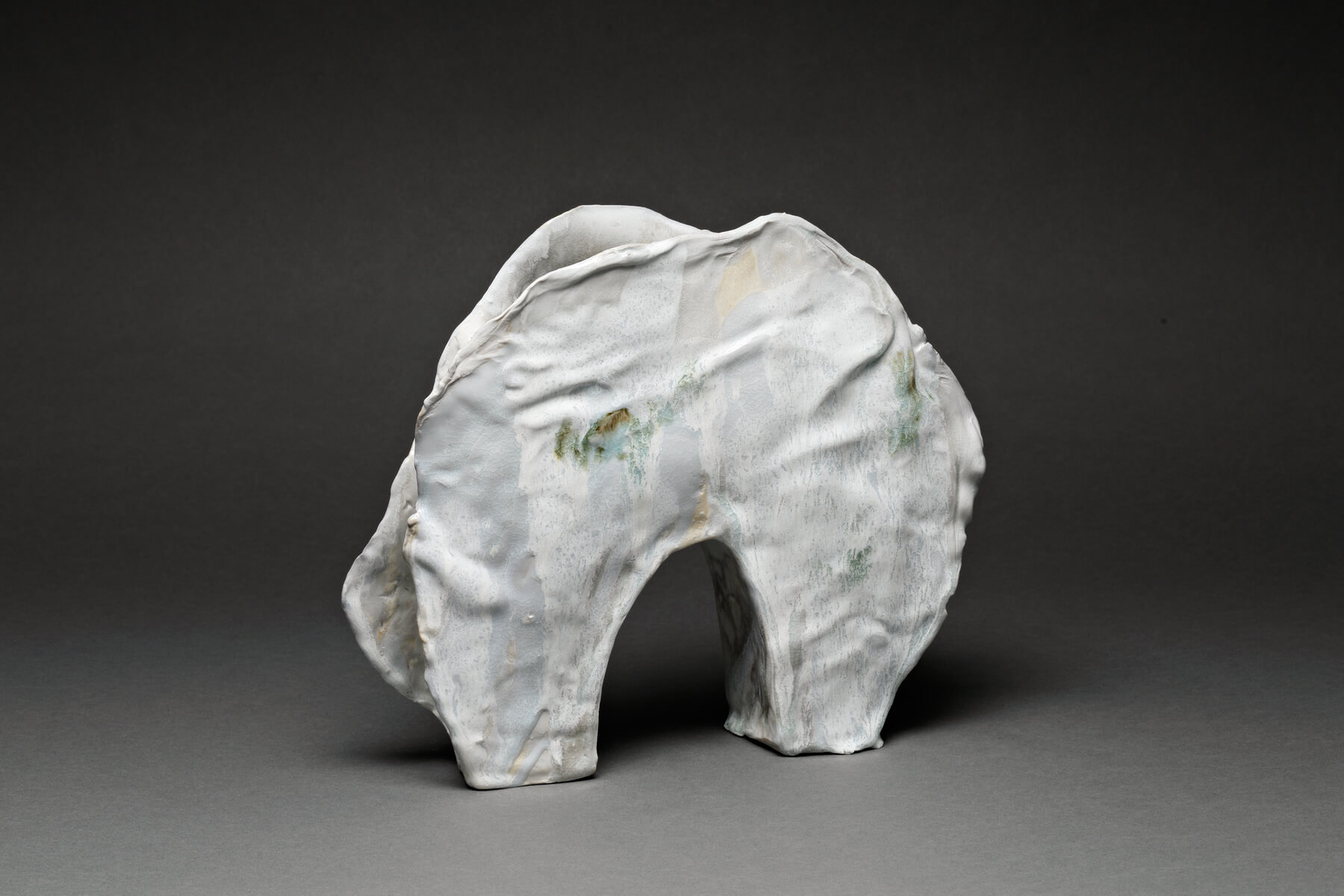 Vase sculpture pièce unique en porcelaine 850€