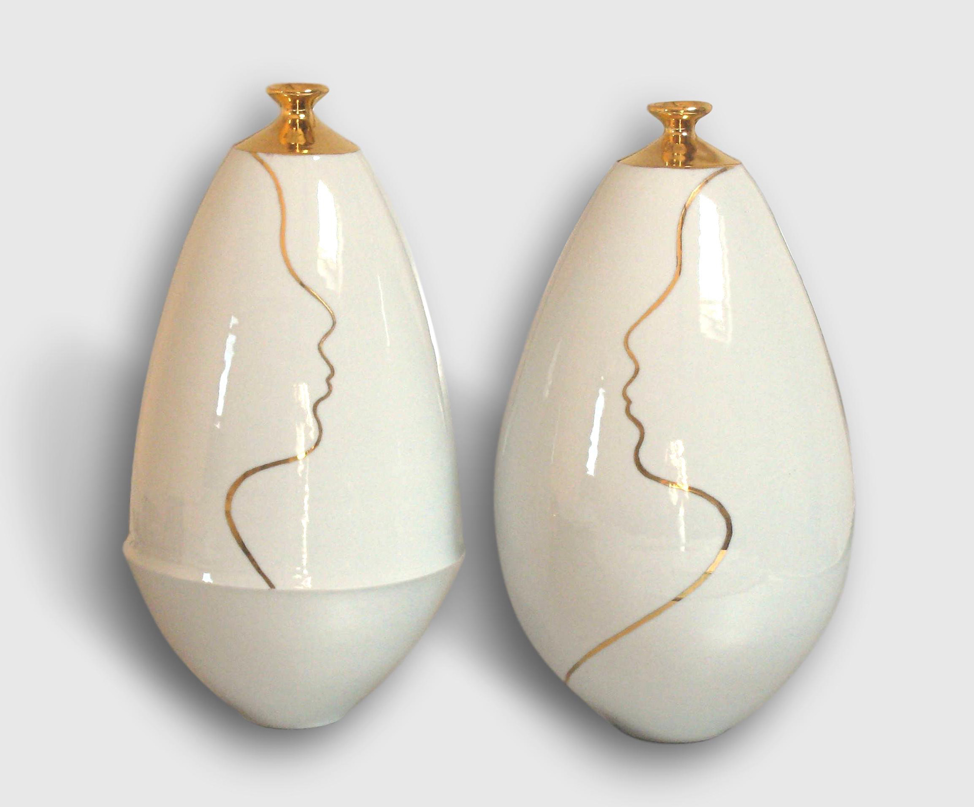 Vase 'Visage' - Porcelaine & or - 140€ l'un