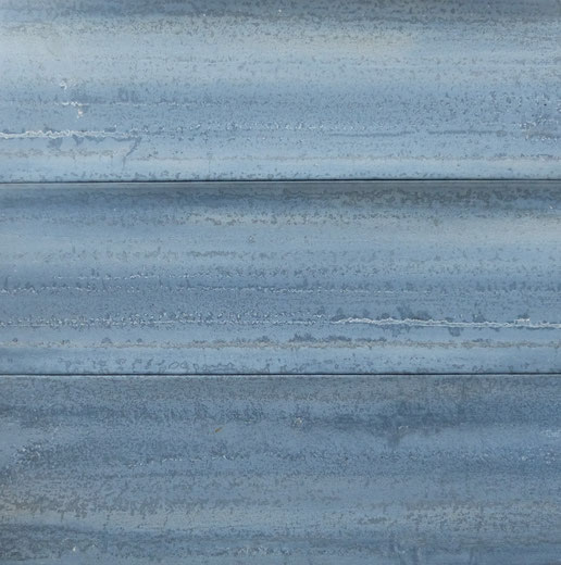 Tableaux en zinc sur acier Bleu de sel 73 x 73 cm - 1 200€