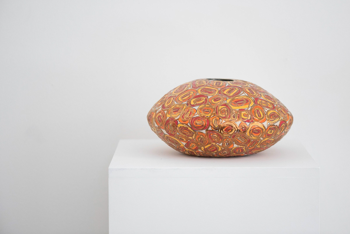 Vase boule Les Yéyés 620€
