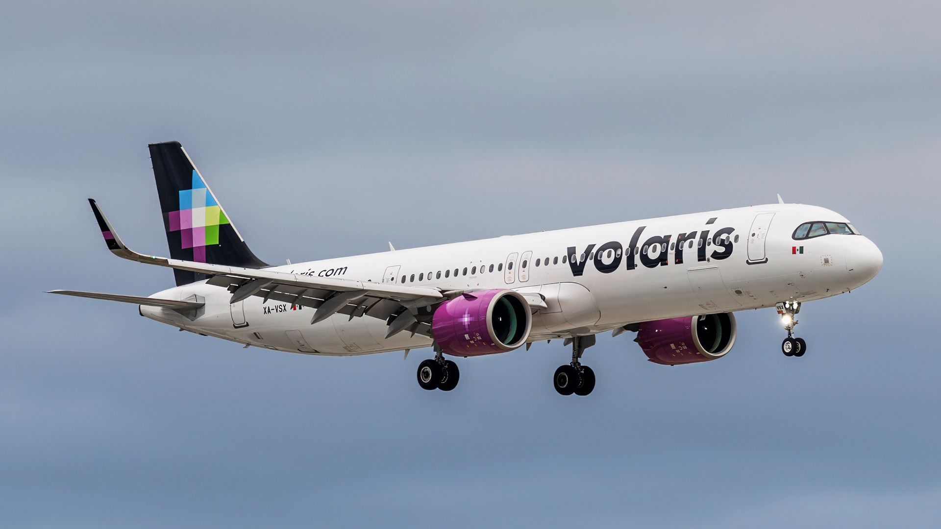 XA-VSX-Volaris-Airbus A321-271NX-DFW_KDFW