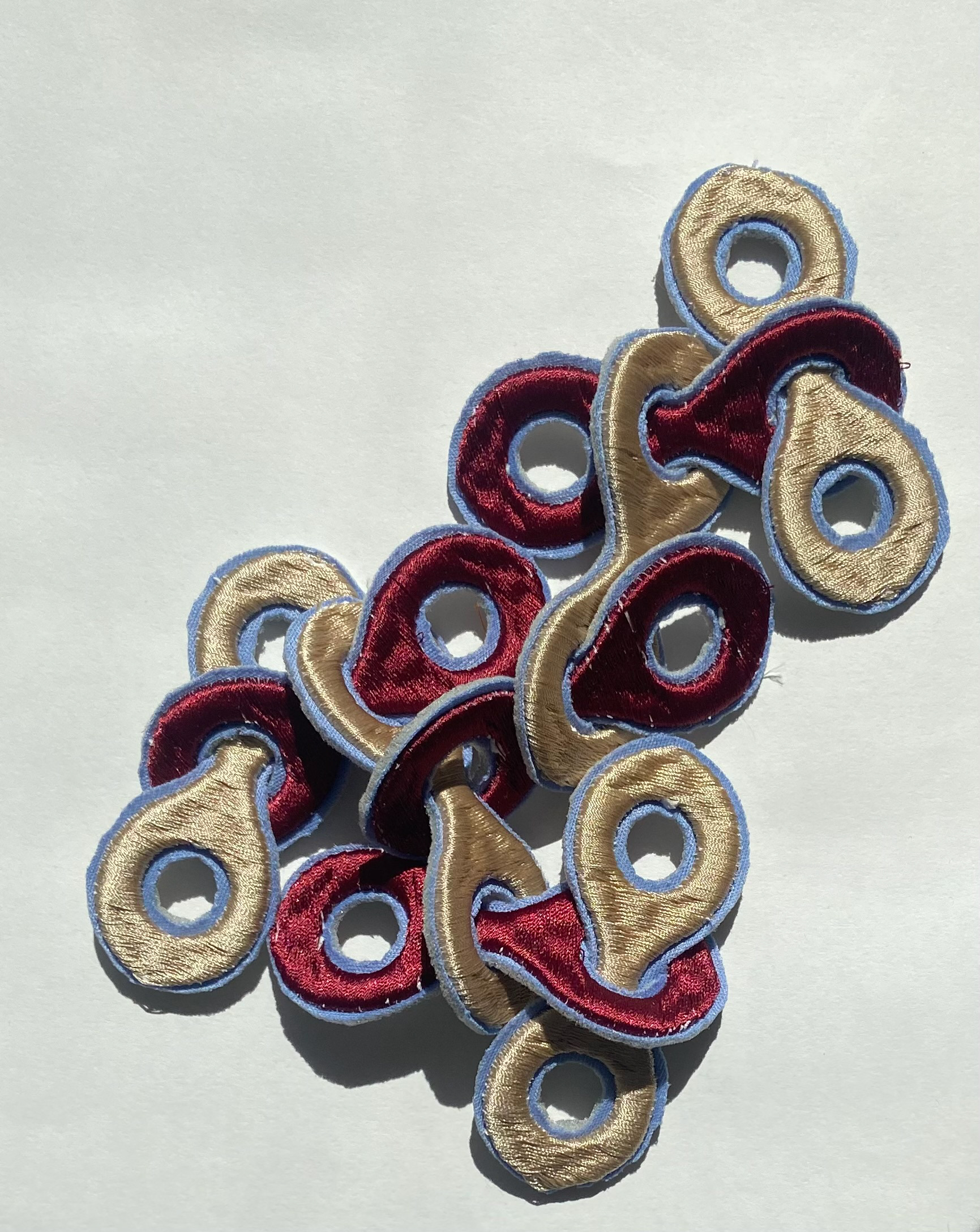 Digital Embroidery Modular Experiments