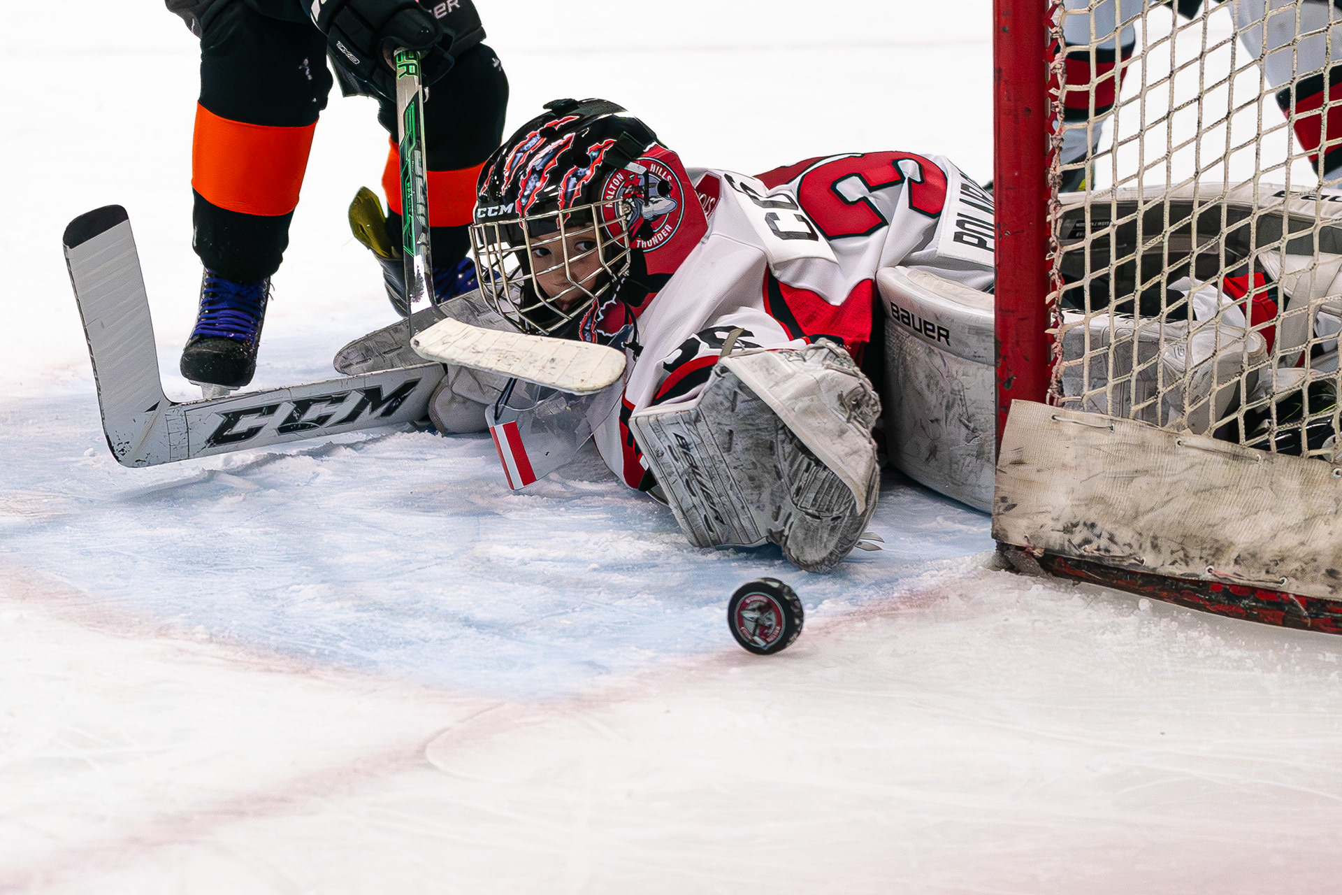 Halton hills Thunders goalie