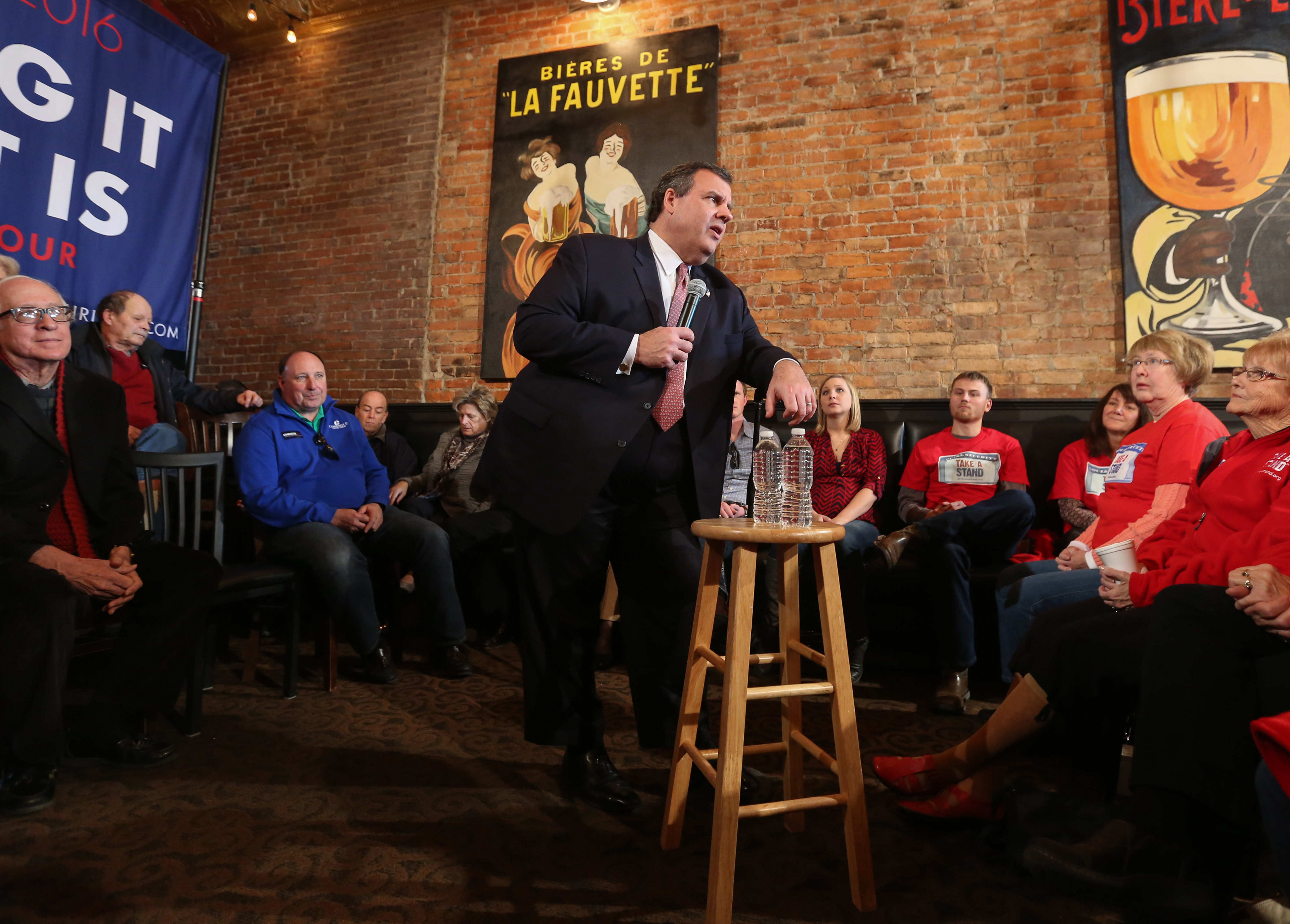 Republican presidential candidate Chris Christie spoke to supporters at Appanoose Brewing Company on Friday, Jan. 29, 2016, in Ottumwa, Iowa. 
