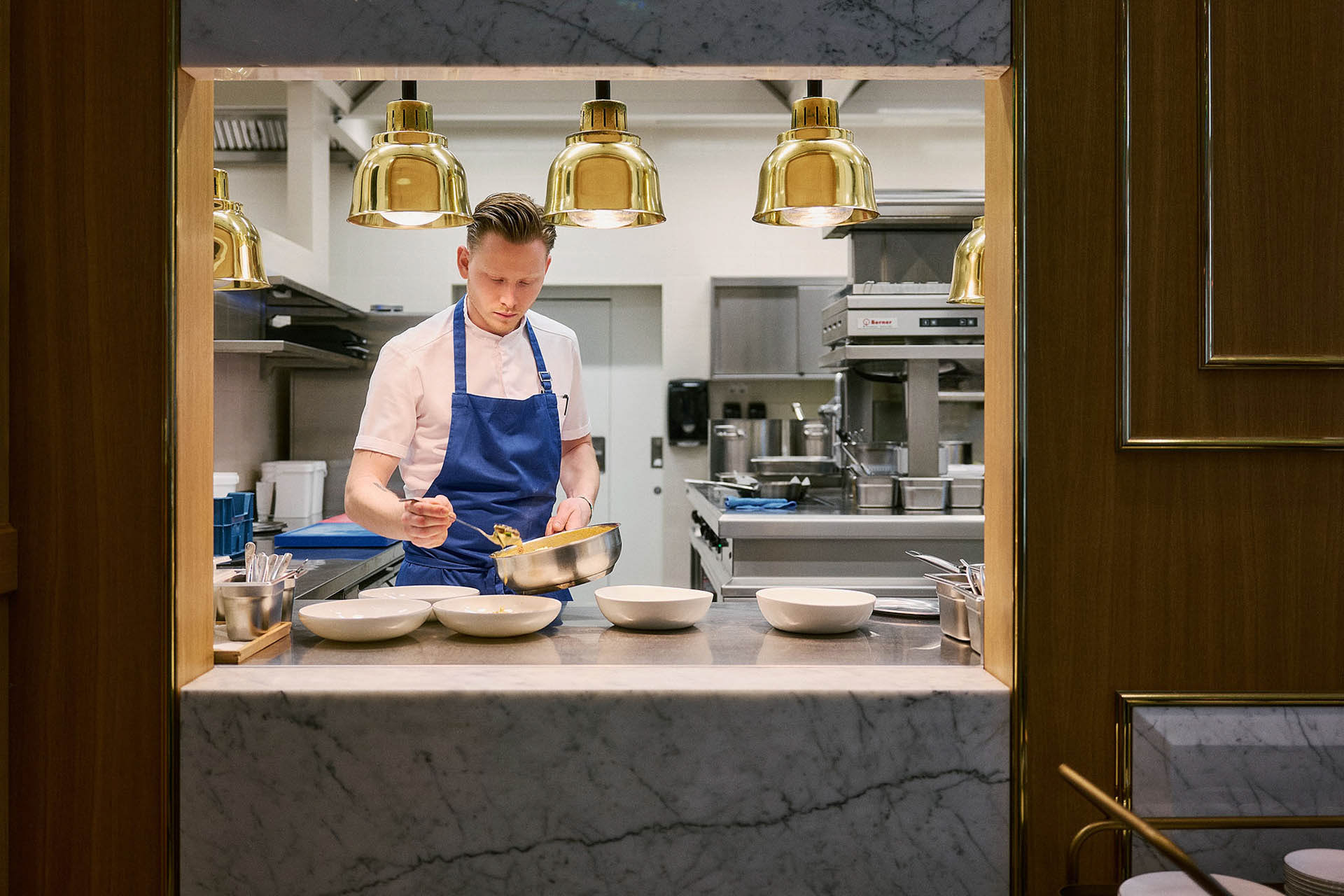 client: Restaurant SIMON