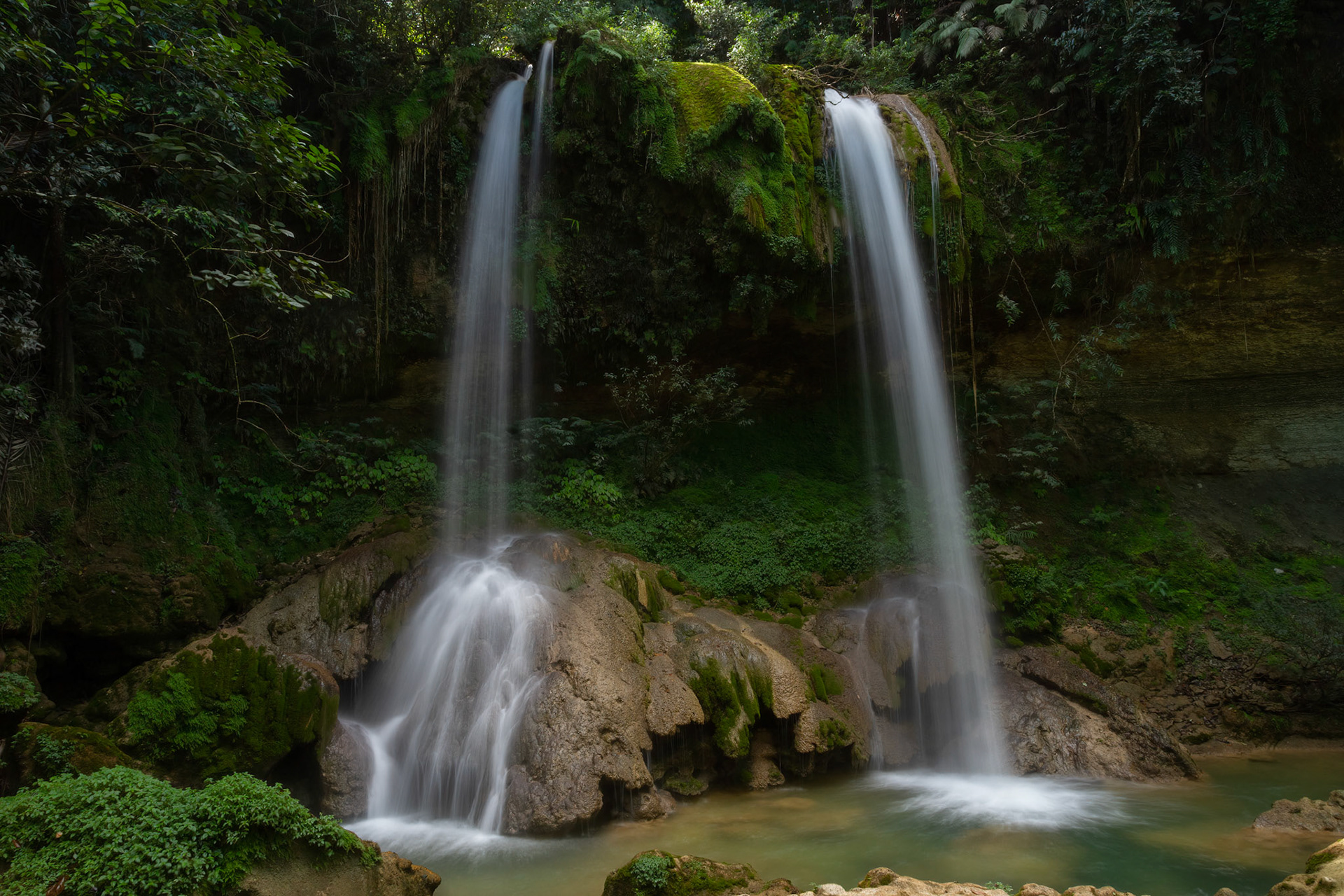SALTO ZUMBADOR, HATO MAYOR, DOMINICAN REPUBLIC