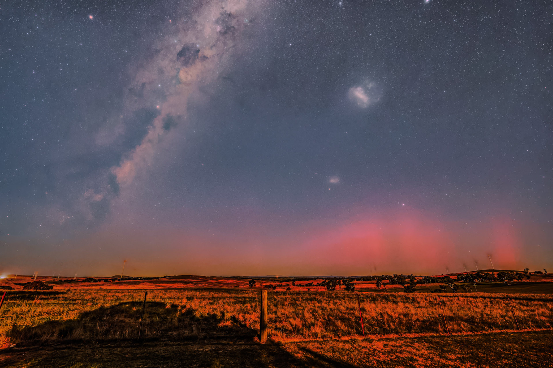 Aurora Australis and the Milky Way from Crookwell