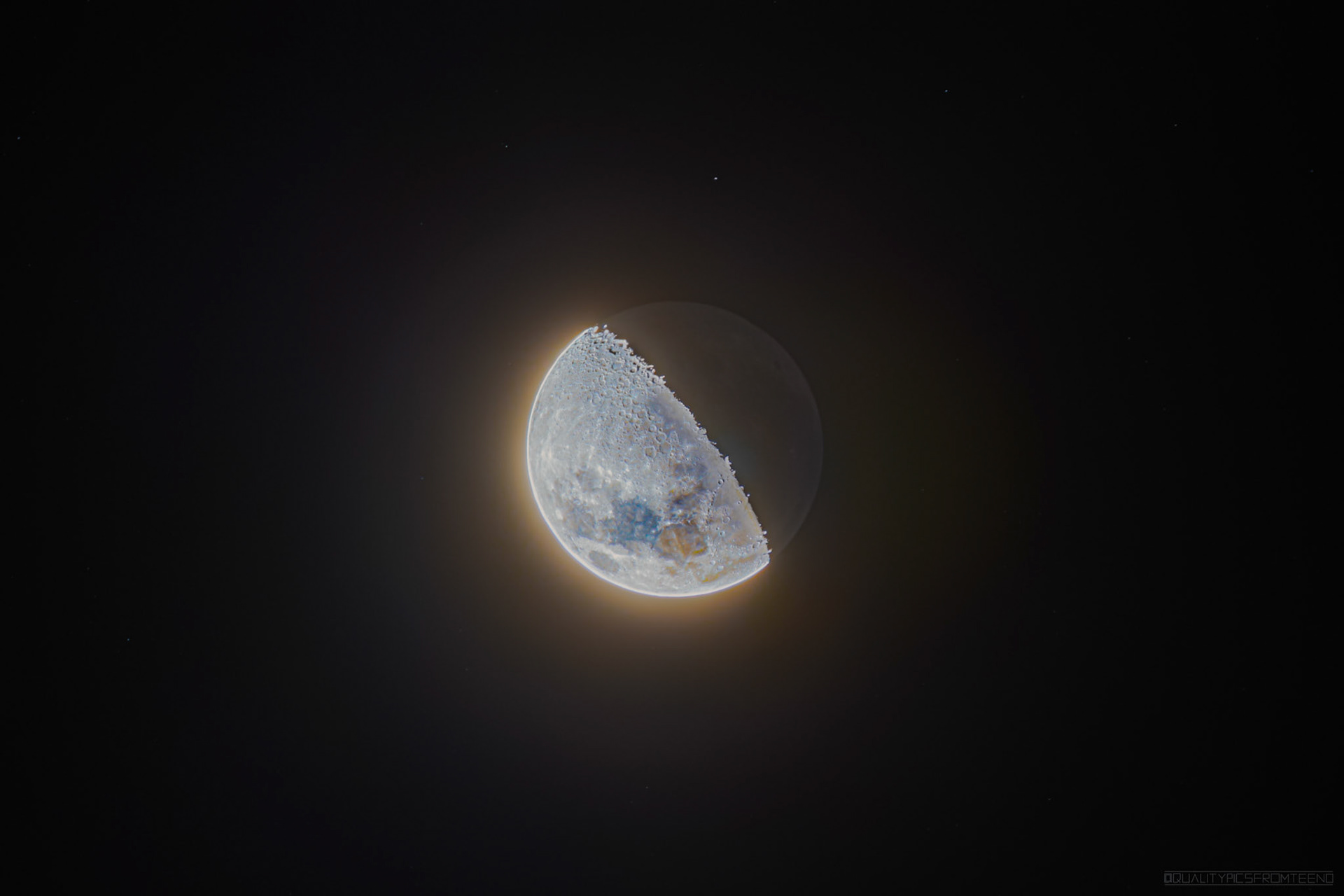 Waxing Gibbous Moon in HDR