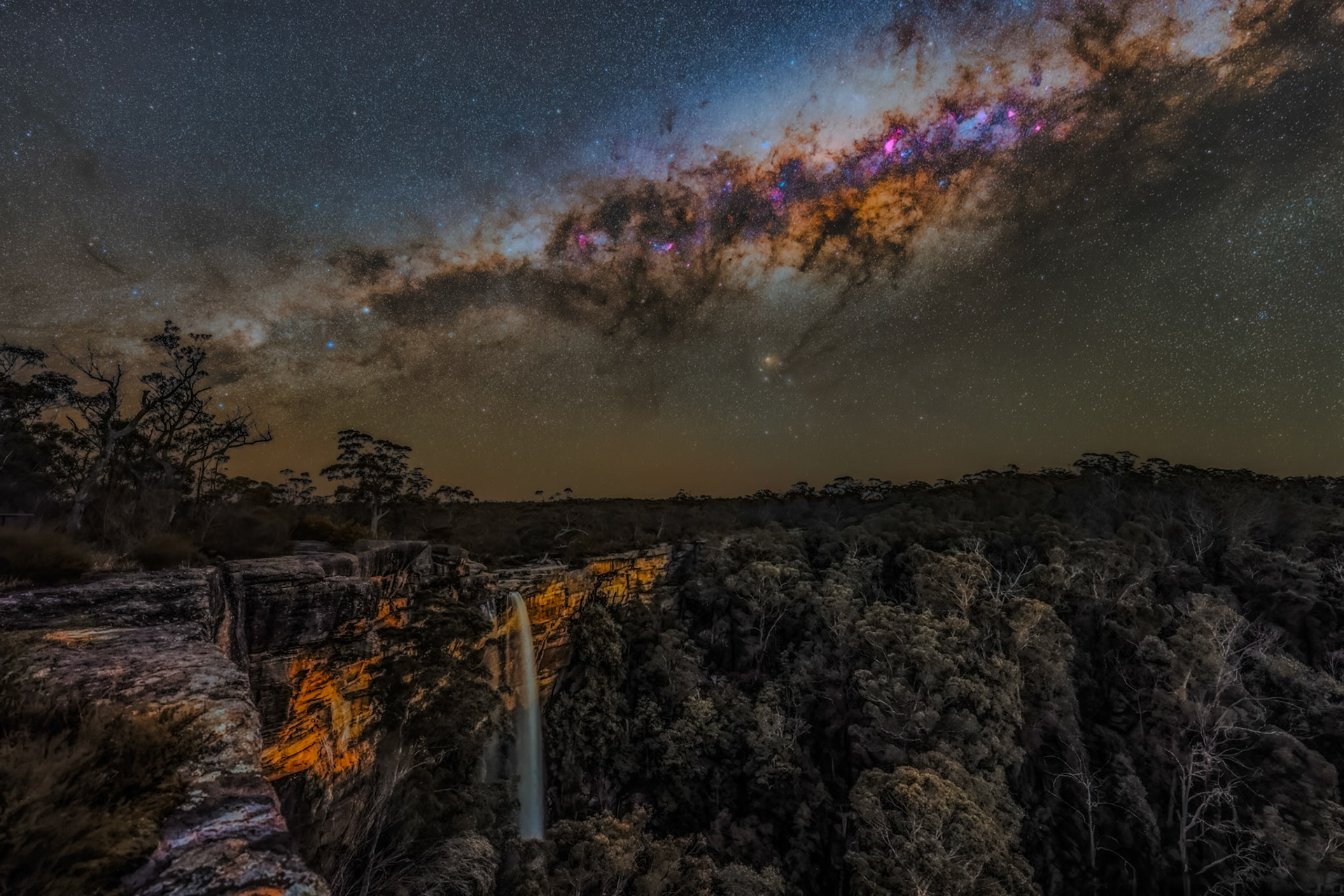 Milky Way over Tianjara Falls