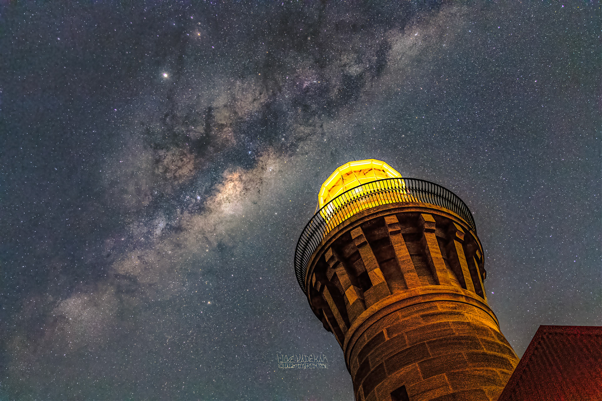 Milky way over Barrenjoey Lighthouse