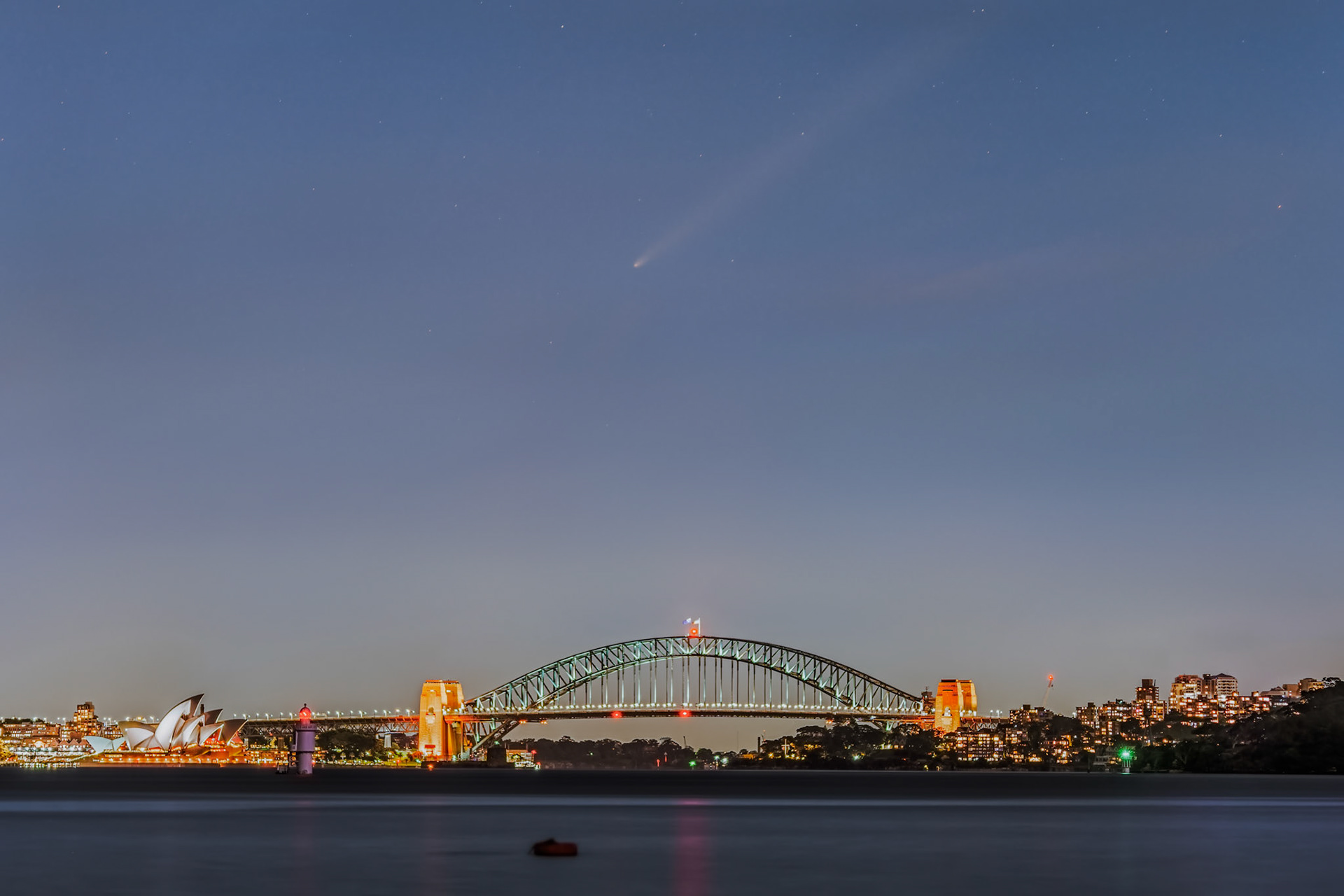 Comet Tsuchinshan Atlas over Sydney Harbour