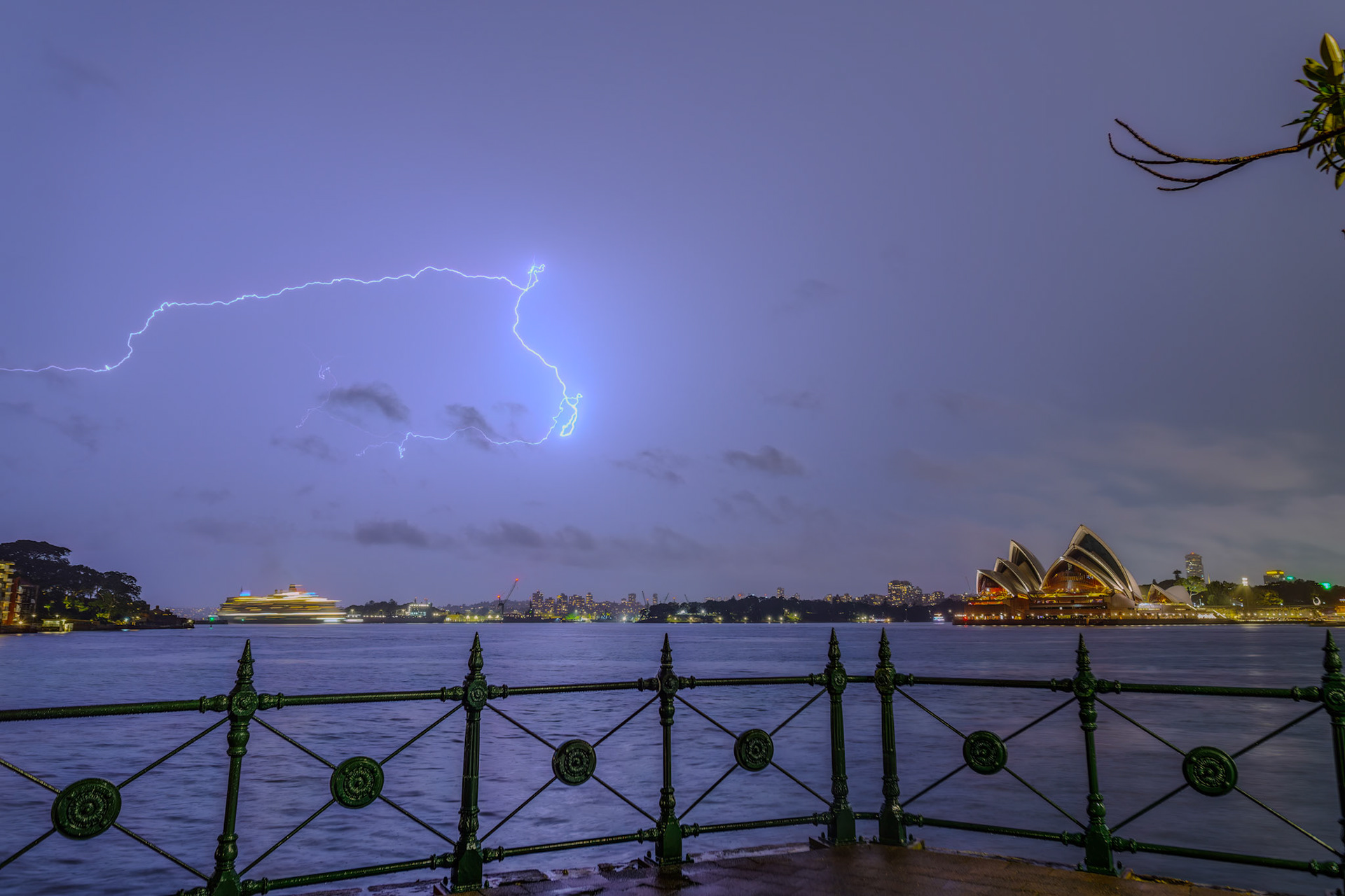 Lightning from Milsons Point