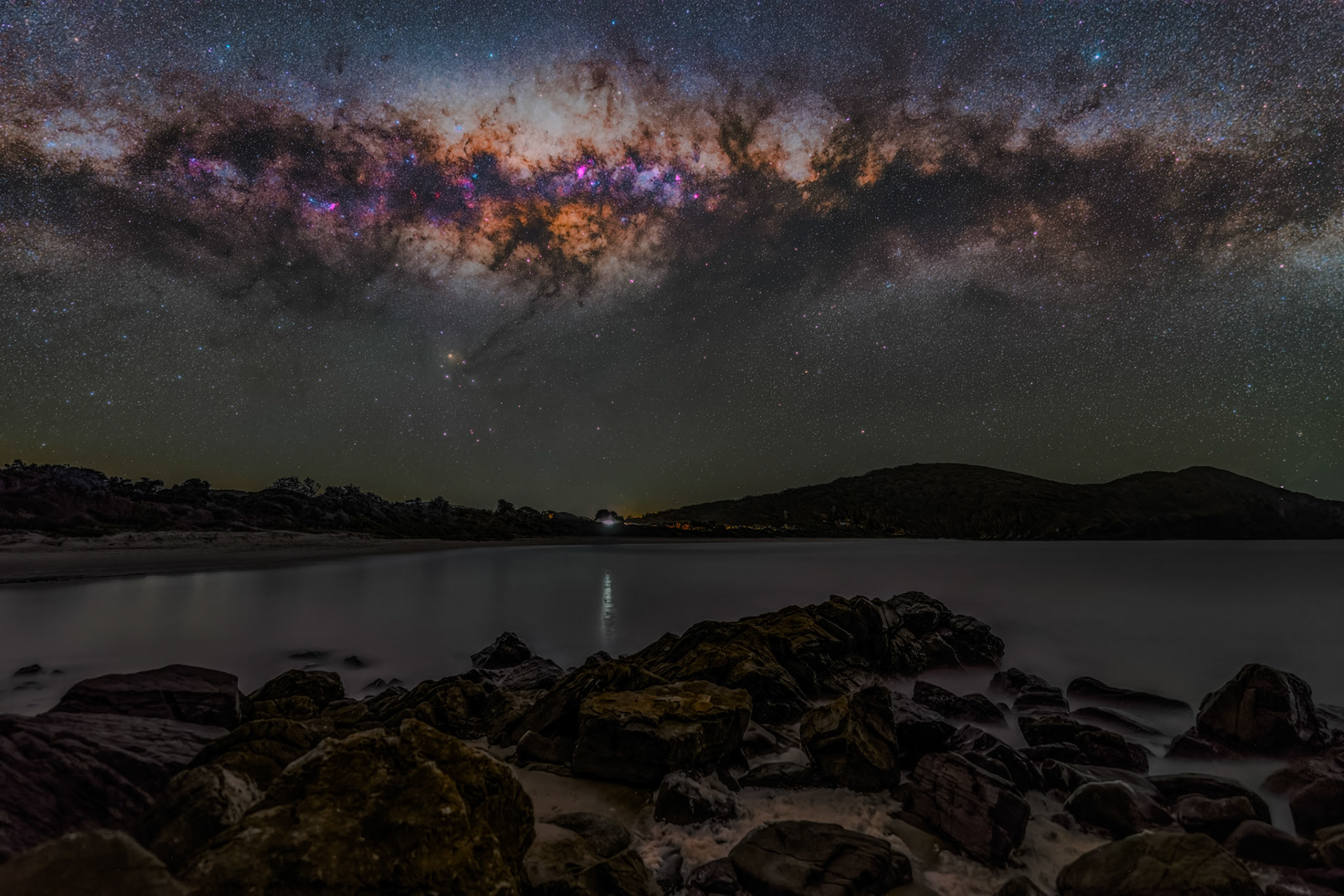 Milky Way over Elizabeth Beach