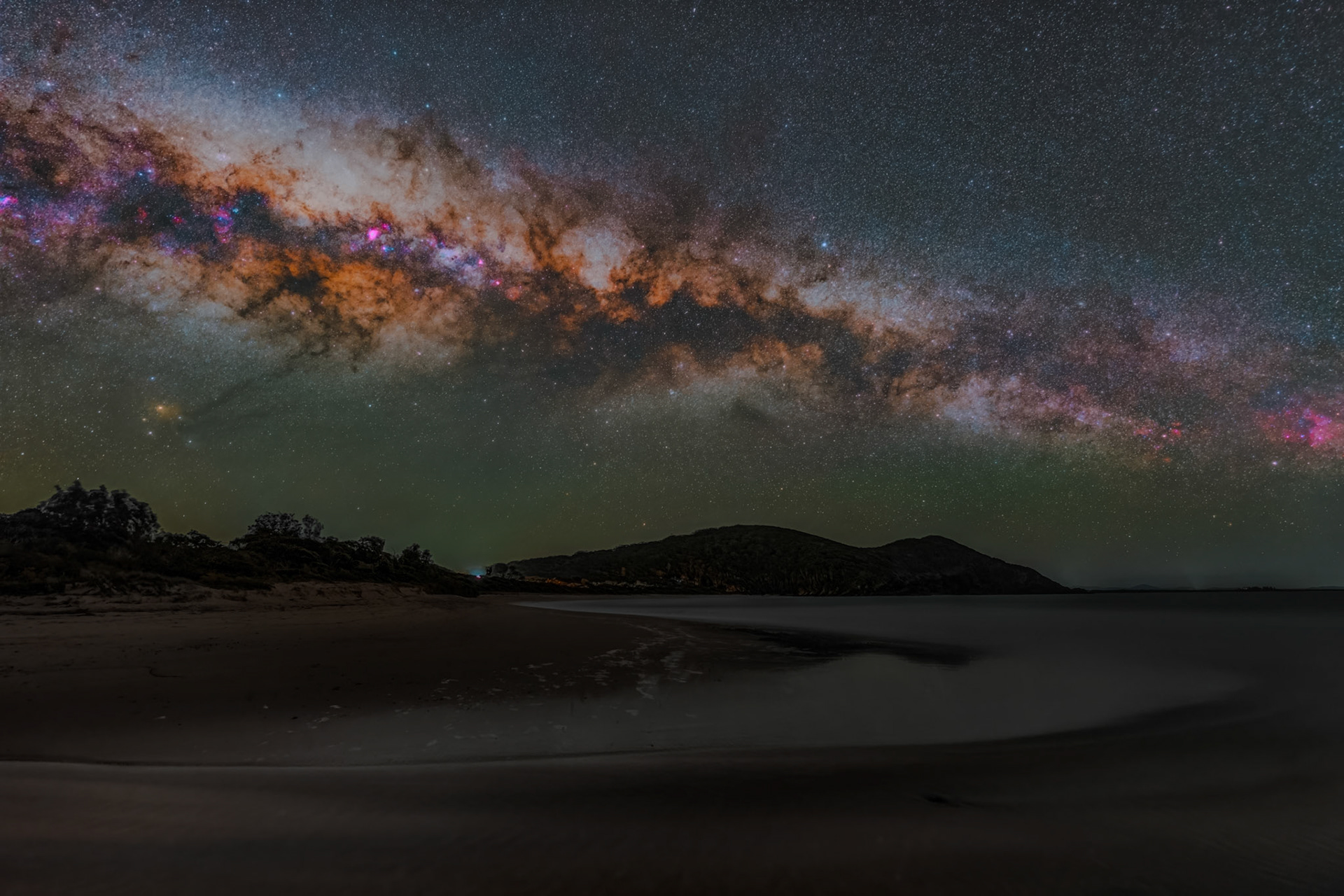 Milky Way over Elizabeth Beach