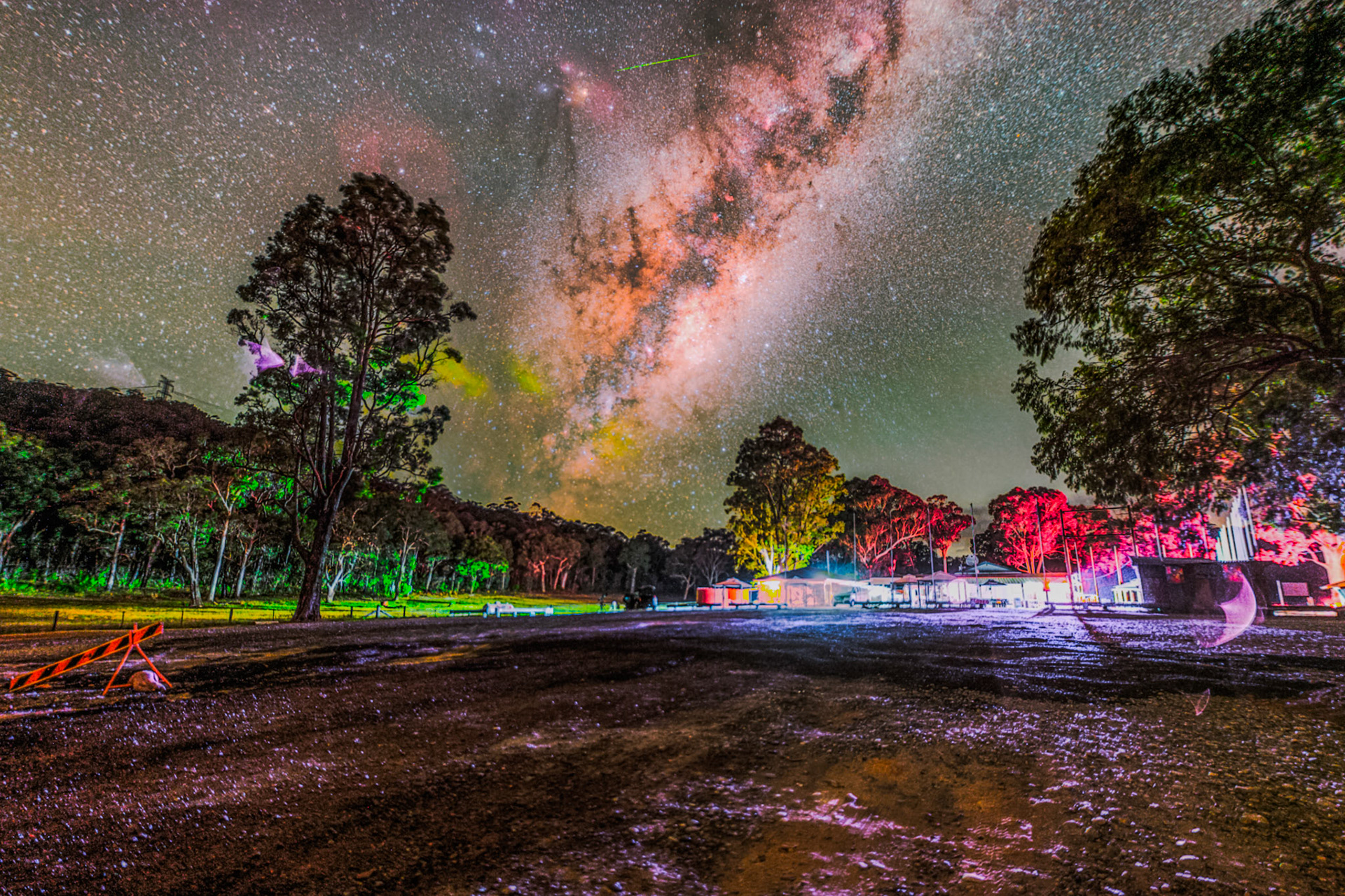 Milky Way over Grey Gum Cafe