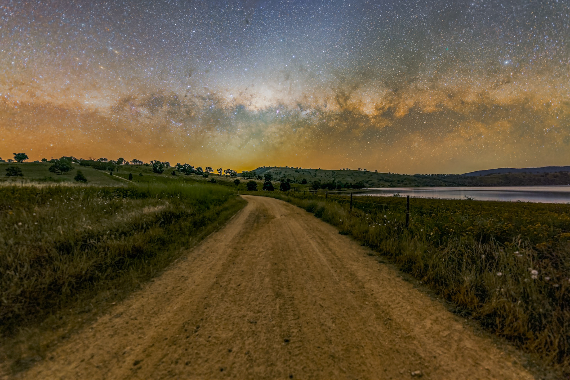 Milky Way setting over Lake Wyangala